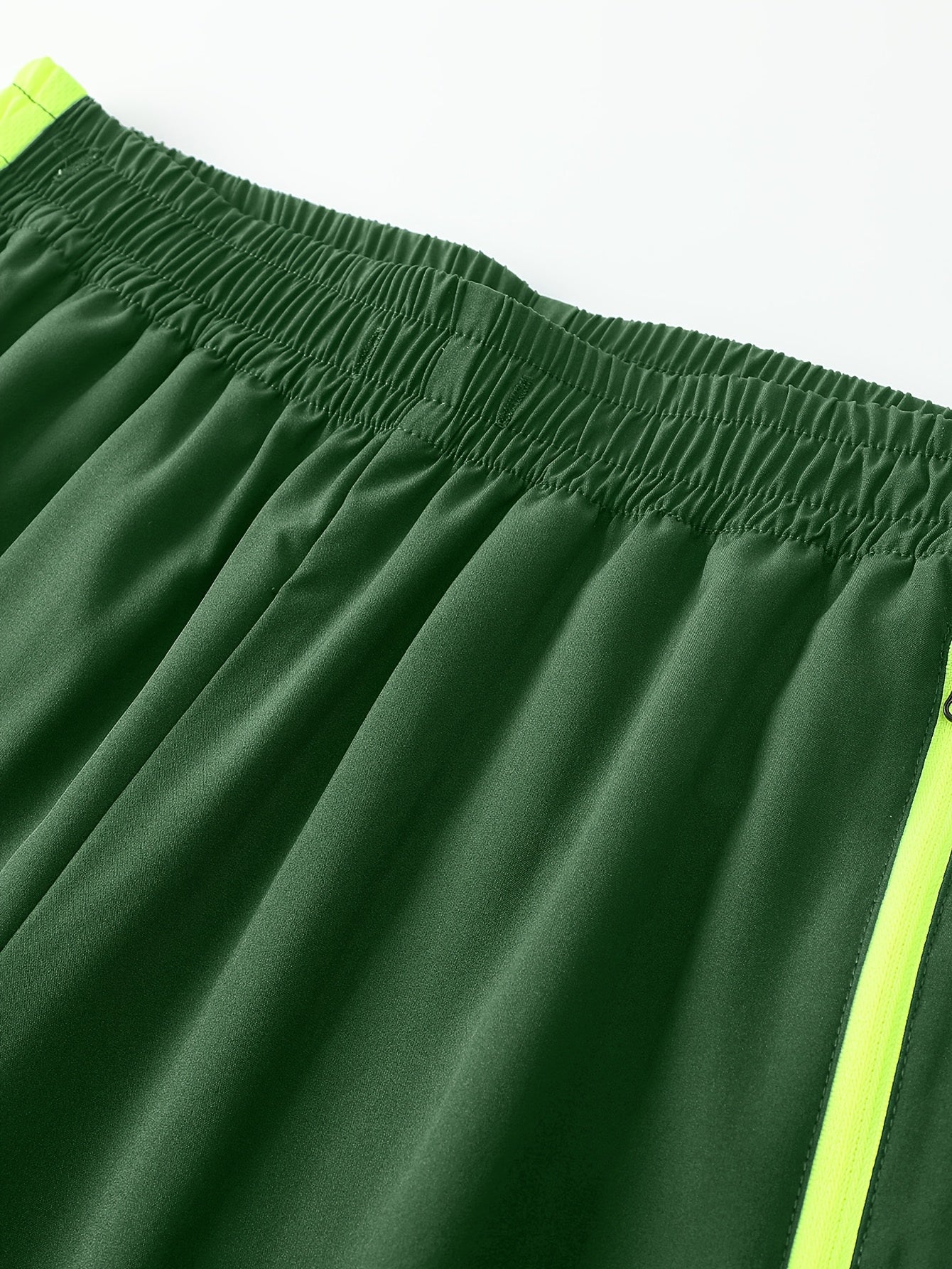 Men's Two-Tone Spliced Jacket and Pants Set in Fluorescent Green with 'Sports' Letter Print, Eye-Catching Fashion Design, Comfortable Soft Fabric, Essential Outfit for Home or Outdoor Wear TZ8030