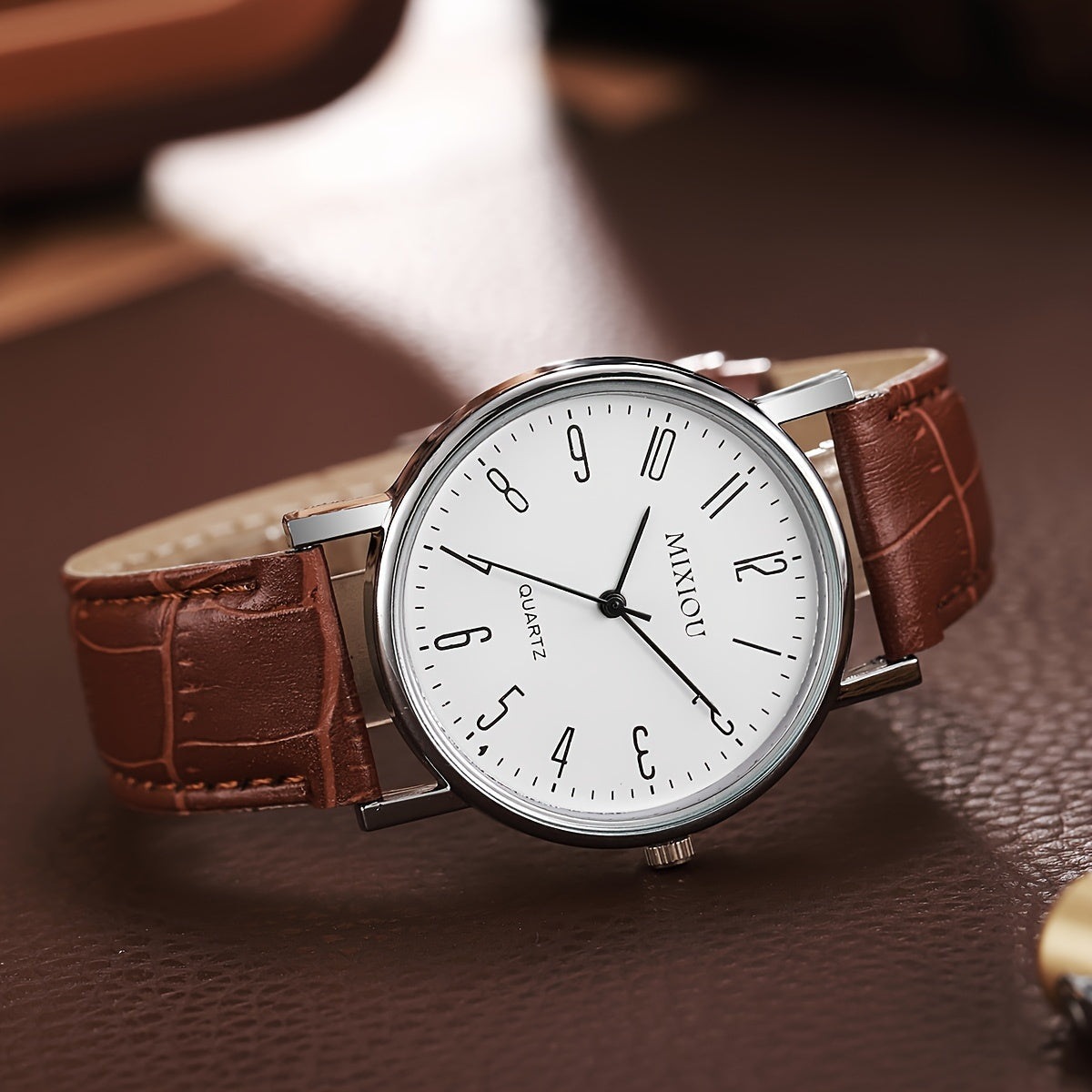 1pc Minimalist Quartz Wrist Watch for Women and Men, Round Plastic Case, PU Leather Band, Non-Rechargeable Button Battery - Elegant Timepiece