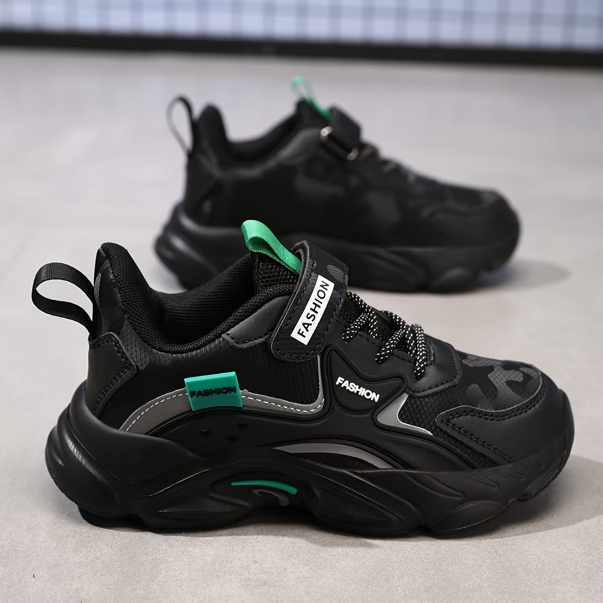 New High Quality sports shoes for boys running shoes