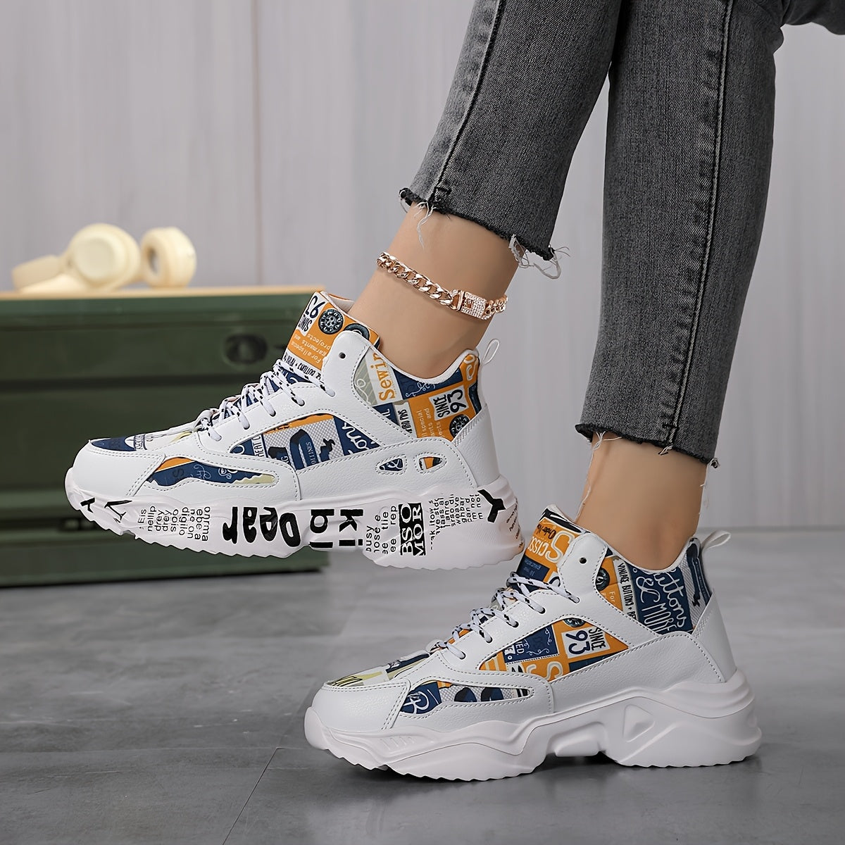 Women's Lightweight Running Shoes - Cushioned Stability Gym Sneakers with Arch Support, Breathable Fabric/PU Upper - All-Season Walking Shoes for Training, Everyday & Formal Events - White & Black Athletic Footwear, Comfortab