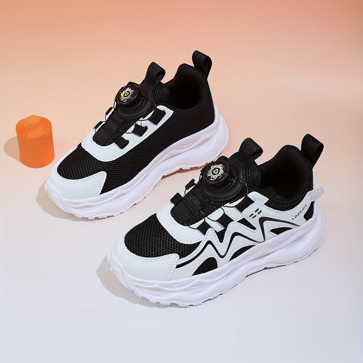 Boys' Fashion Outdoor Sports Shoes with Striped Design Suitable for Parties, Medium and Large Sizes
