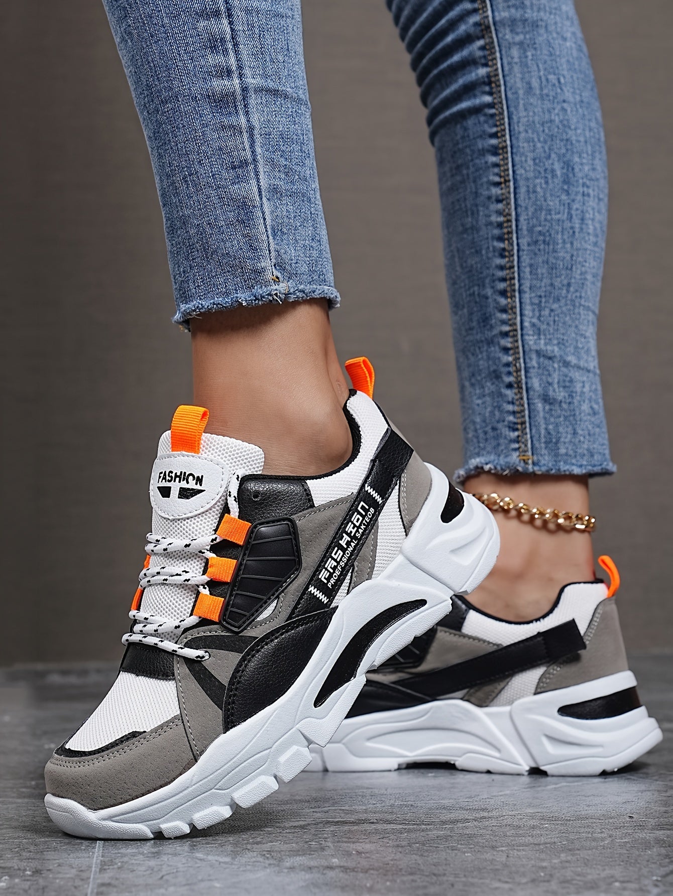 Women's Fashion Sneakers Geometric Pattern Low-Top with EVA Sole, Lace-Up Casual Sports Shoes, Hand-Washable Fabric Inner, All-Season Comfort Footwear with Plain Toe Design