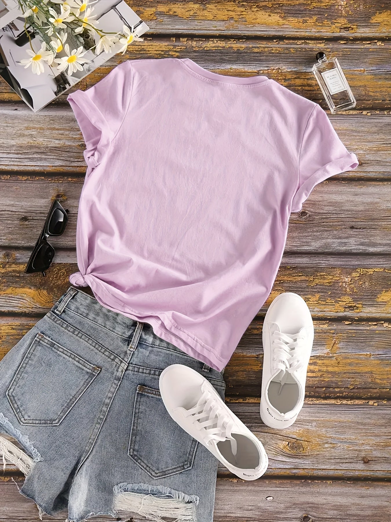 Finger Heart Print T-Shirt, Short Sleeve Crew Neck Casual Top For Summer & Spring, Women's Clothing