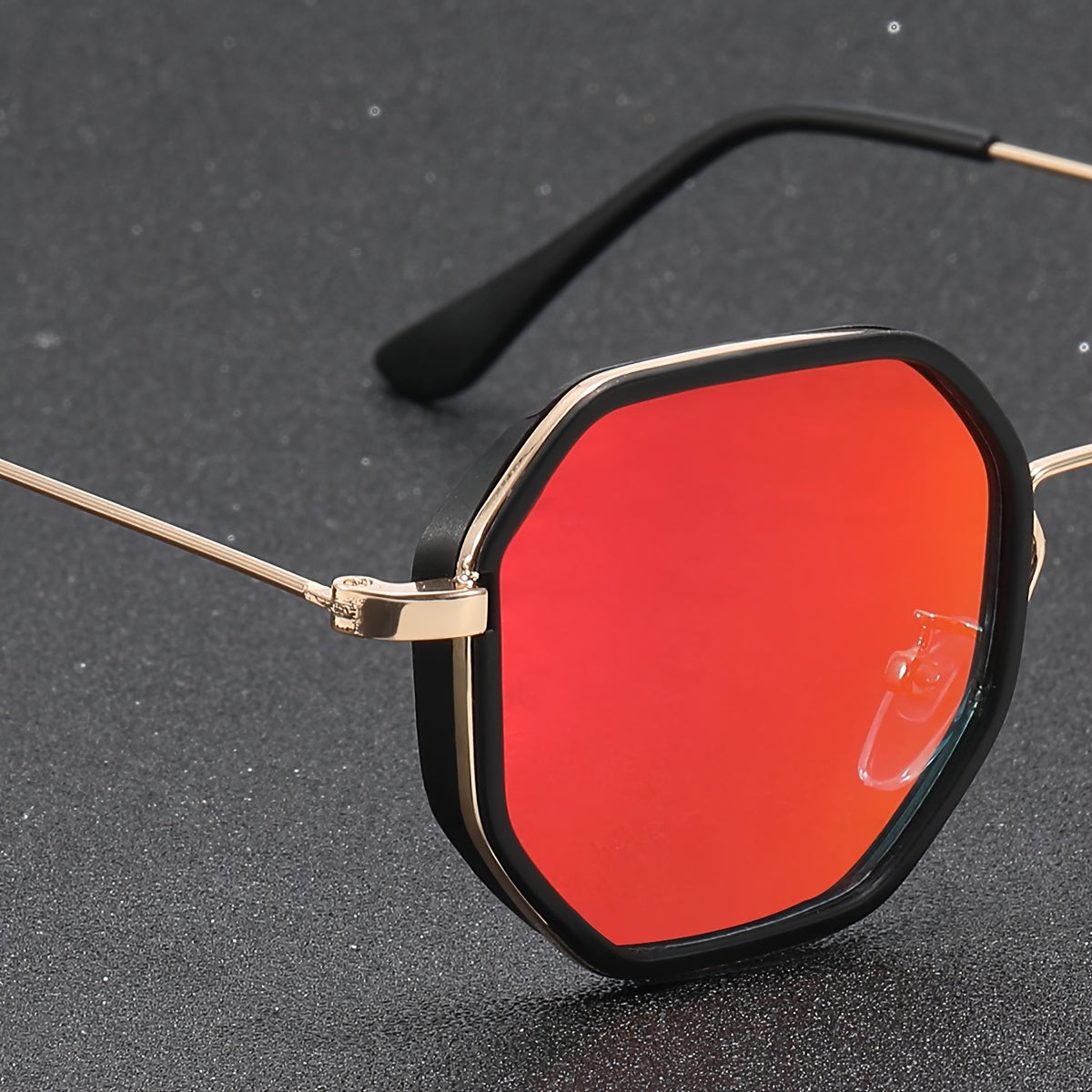 1 Pair of Men'S Geometric Copper Alloy Fashion Glasses with Red Lenses - Casual & Trendy, Ideal for, Daily Wear, and Holiday Gifts, Holiday Fashion Glasses|Sleek Metal Frame Glasses|Polycarbonate Lenses, Glasses