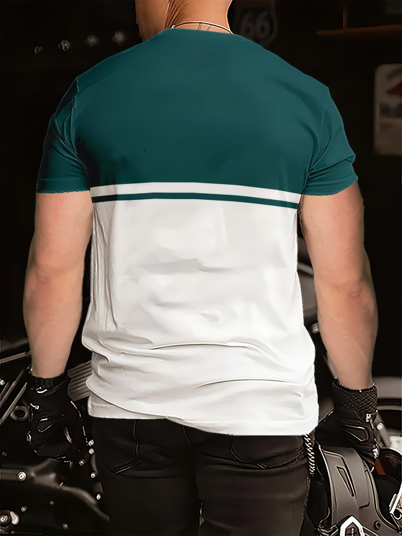 Men's casual short-sleeve round-neck striped polyester knit T-shirt, breathable, 110g/m², slightly stretchy, regular fit, smooth texture, suitable for summer weekend wear