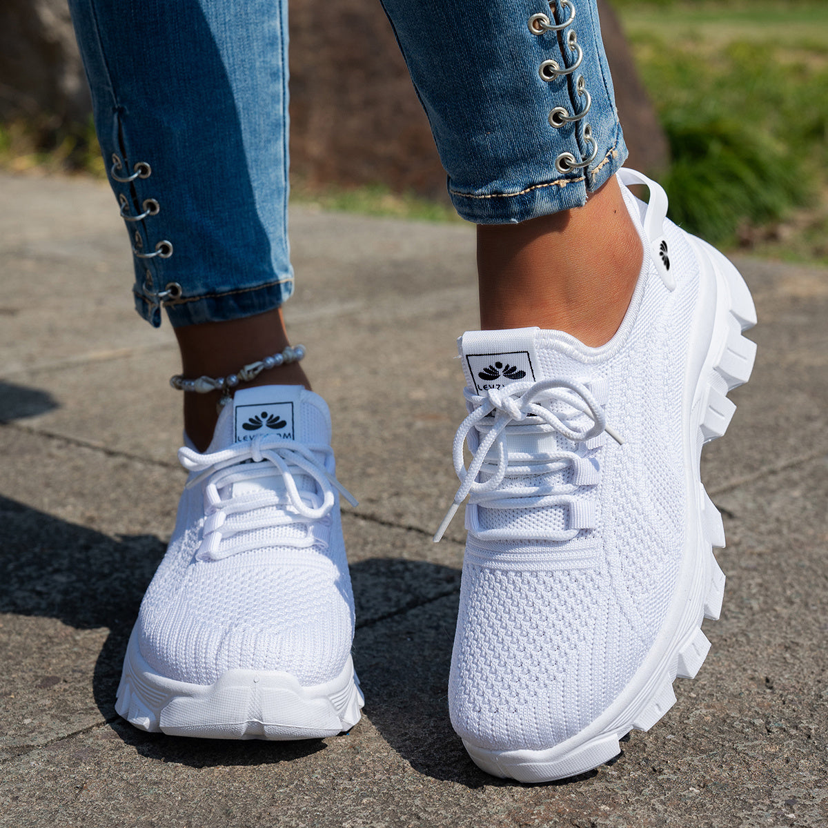 Women'S Breathable Knit Sneakers - Lightweight, Comfortable Low-Top Running Shoes with Soft Sole for All Seasons