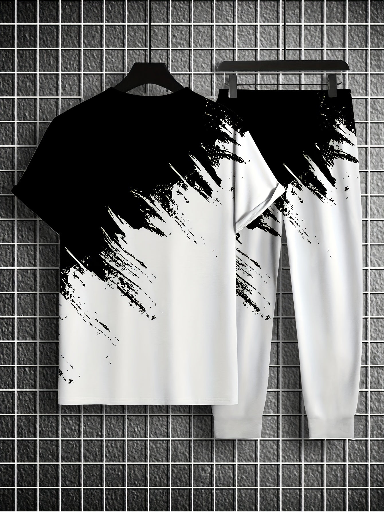Men's Fashion Gradient Print Four Seasons Round Neck Short Sleeve T-shirt and Pants Set Outdoor Sports Two-piece