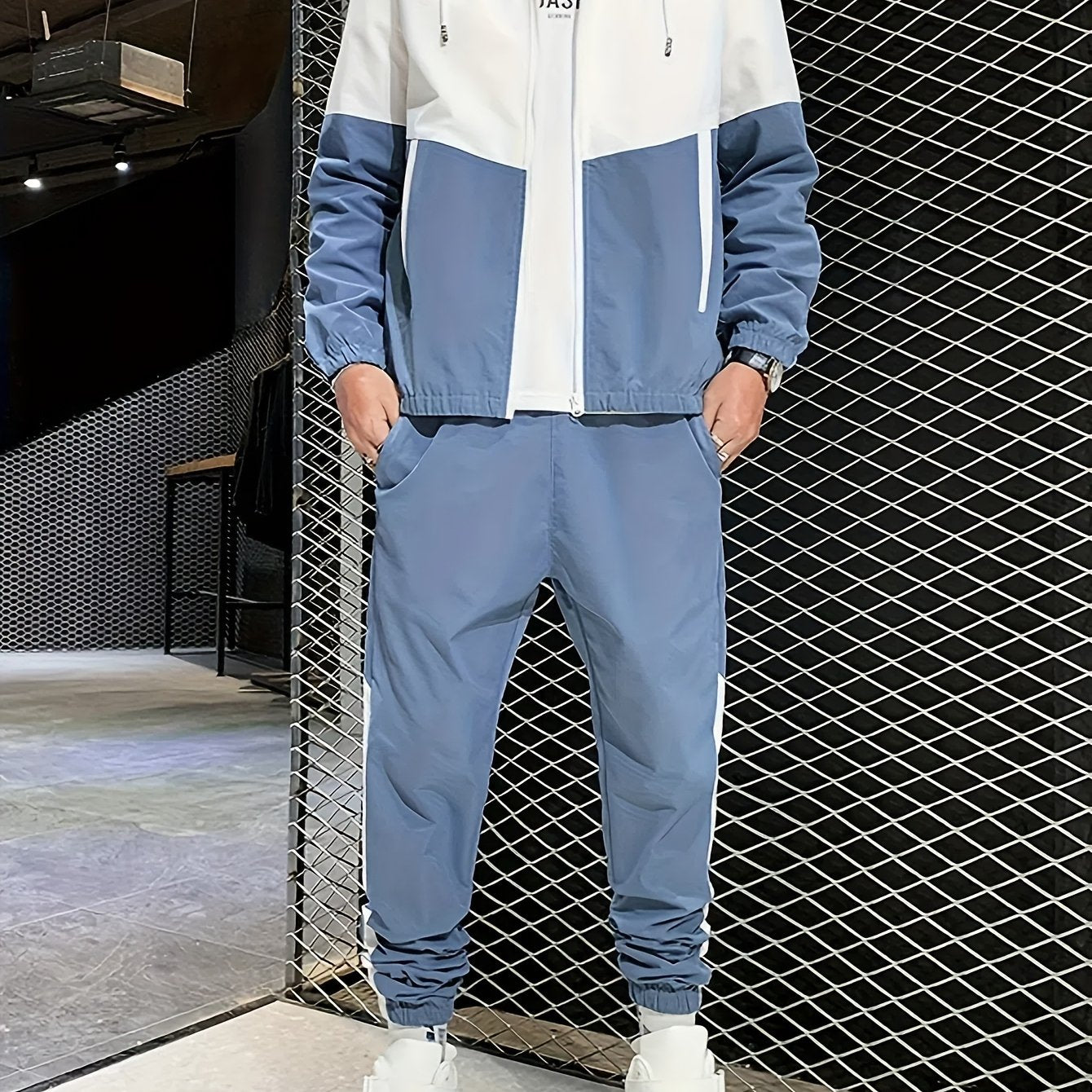 Men's Casual Athletic Hoodie and Pants Set - Color Block Design, Polyester, Machine Washable, Spring/Fall Sportswear, Blue & White Two-Piece Outfit, Everyday Activewear|Modern Athletic Look|Polyester Sportswear