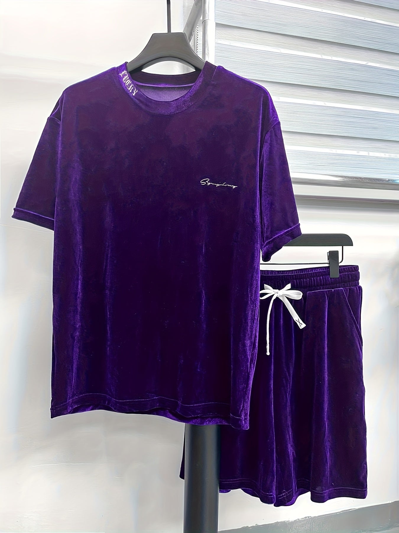 Men'S Fashion Velvet Knit Pullover Set, Contrast Letter Embroidery Top and Solid Color Drawstring Shorts, Simple Casual Outing Commuting Vacation Light Luxury Set, Regular Fit Elastic Knit Two-Piece Set, High-end Sheen Light