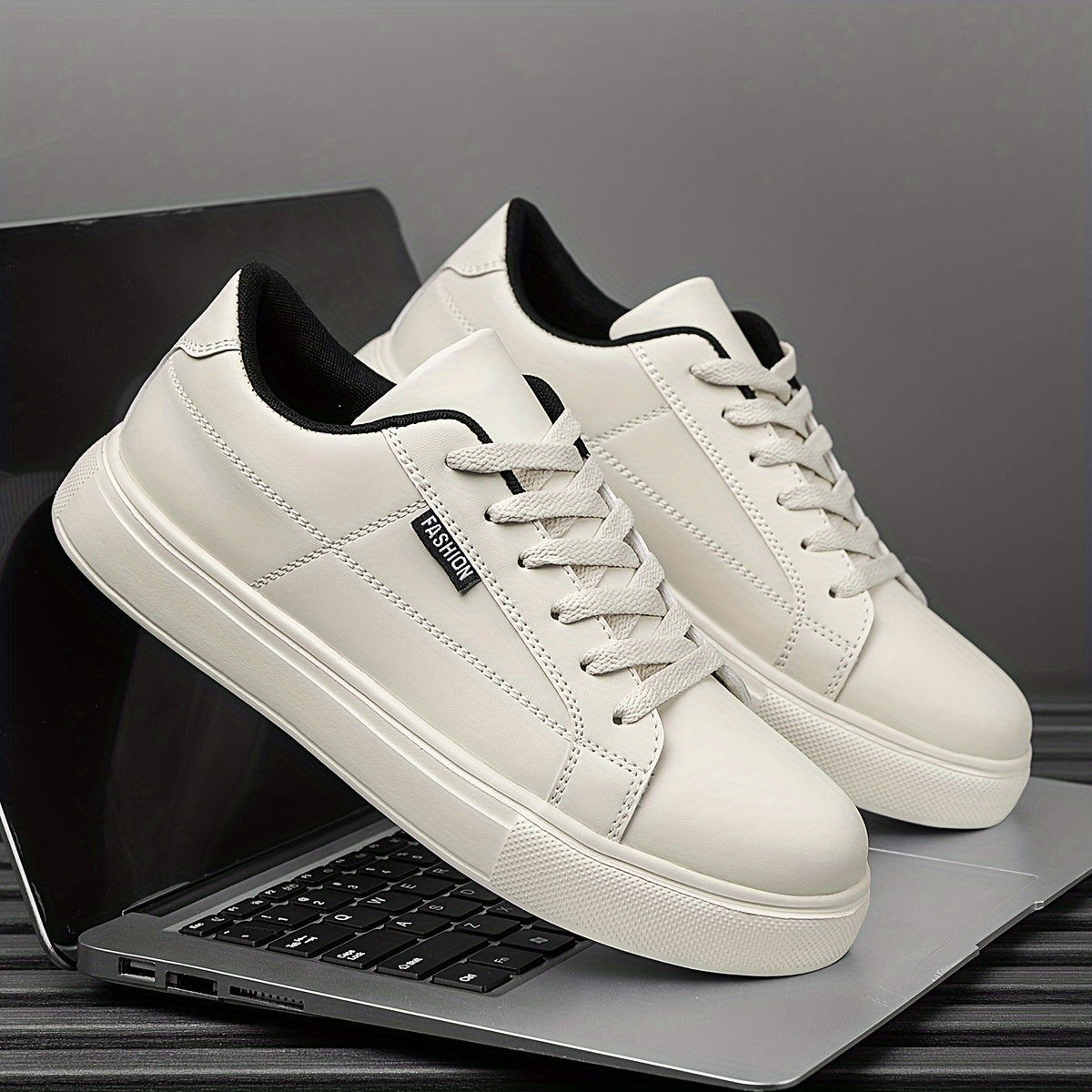 Men's Monochrome Casual Sneakers with White Accents - Comfortable, Easy to Match, Ideal for Everyday Use and Hiking