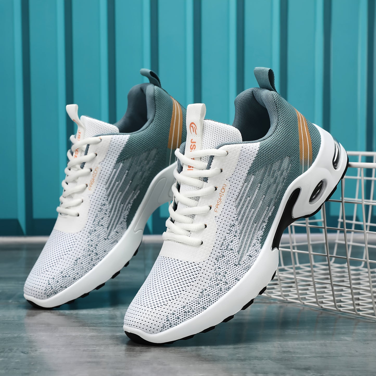 Men's Fashion Sports Sneakers, Breathable Mesh Fabric Upper, Comfortable Lace-Up Running Shoes with PVC Sole and Cloth Insole for All Seasons