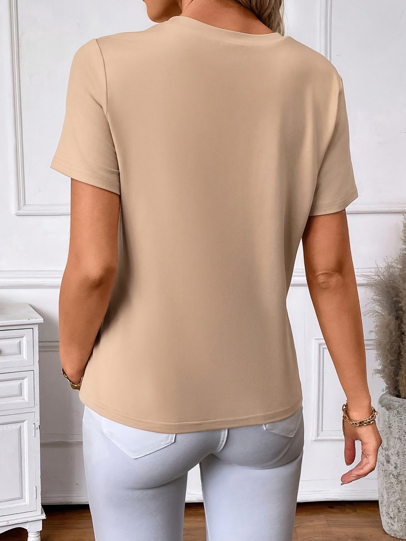 Women'S Beaded Embellished Short Sleeve T-Shirt - Round Neck Casual Top for Spring & Summer, Lightweight Polyester Blend, Elegant Beaded Detailing, Perfect for Casual Attire