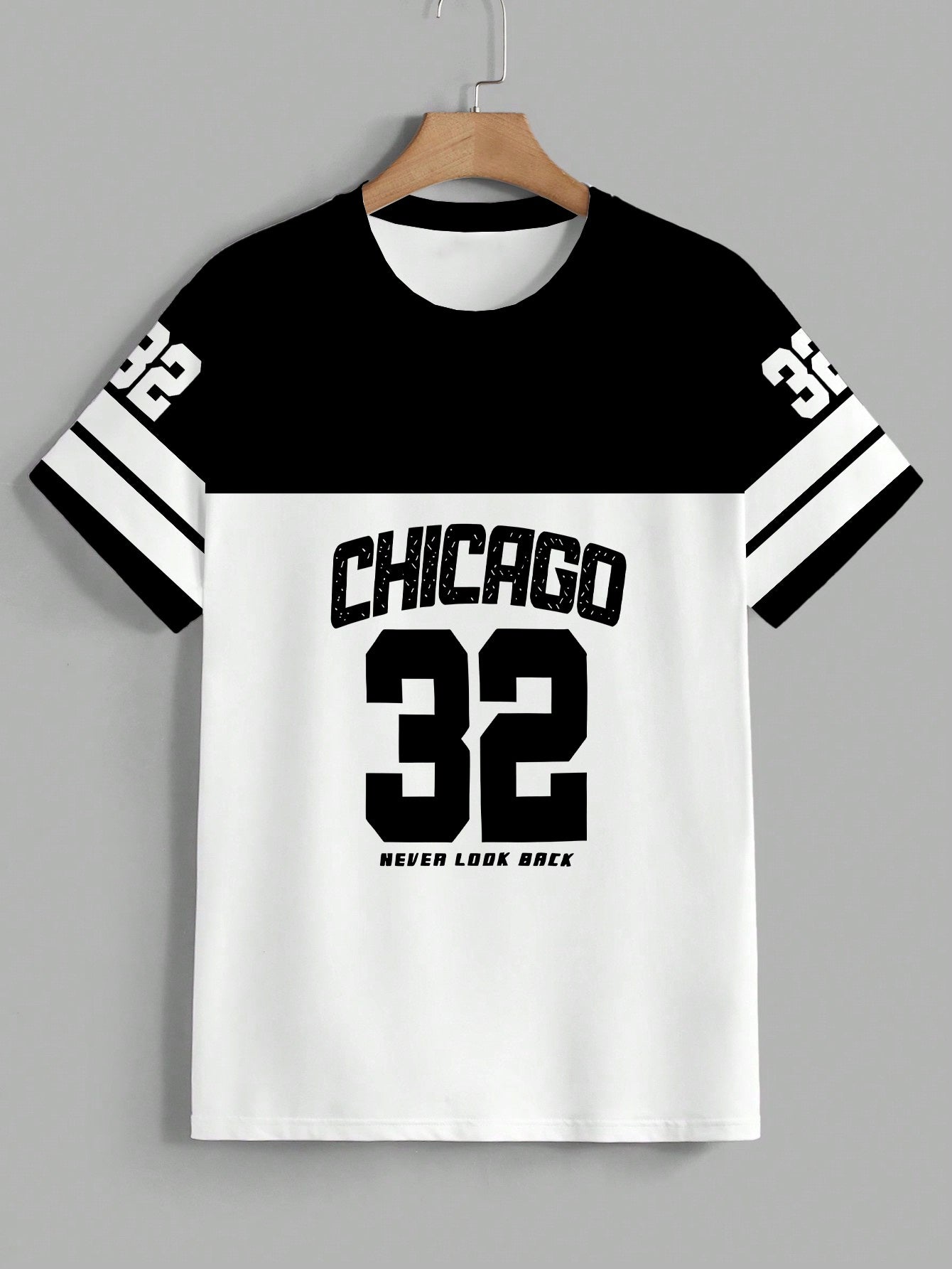 OBM Men's Chicago 32 Graphic Print T-Shirt - 100% Polyester Casual Short Sleeve Tee with Bold Numerals, Machine Washable Summer Streetwear Top, Chicago T Shirt, Urban Style, Sporty Look, Durable Material, Urban Lifestyle