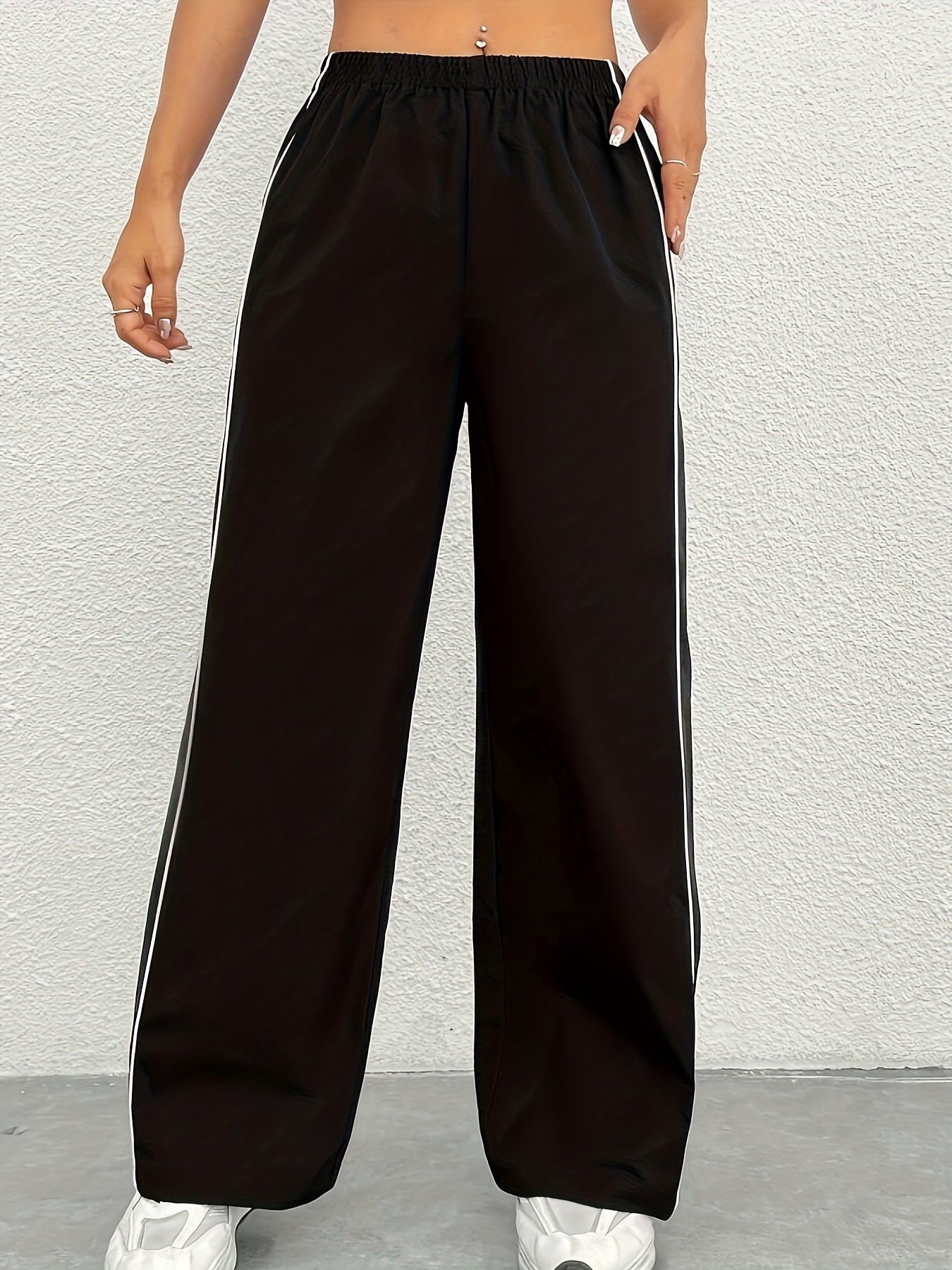 Women's Stylish Black & White Side Stripe Straight-Leg Joggers - 100% Polyester, Machine Washable, All-Season Casual Athletic Pants for Adults