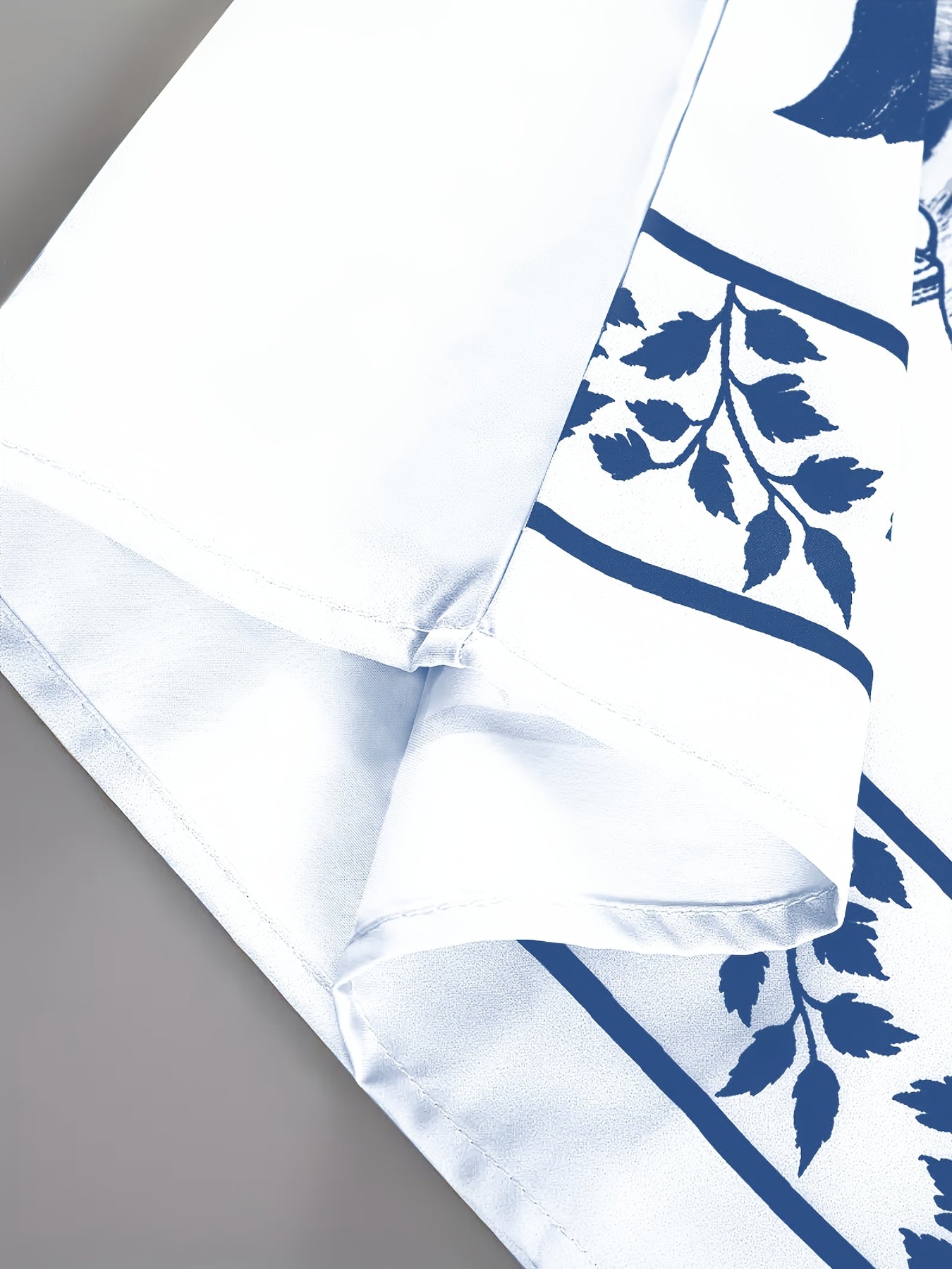Men'S Two Sets Summer Print Short-Sleeved Shirts + Drawstring Sports Shorts Sets Suitable for Casual Hawaiian Vacation Sports Wea