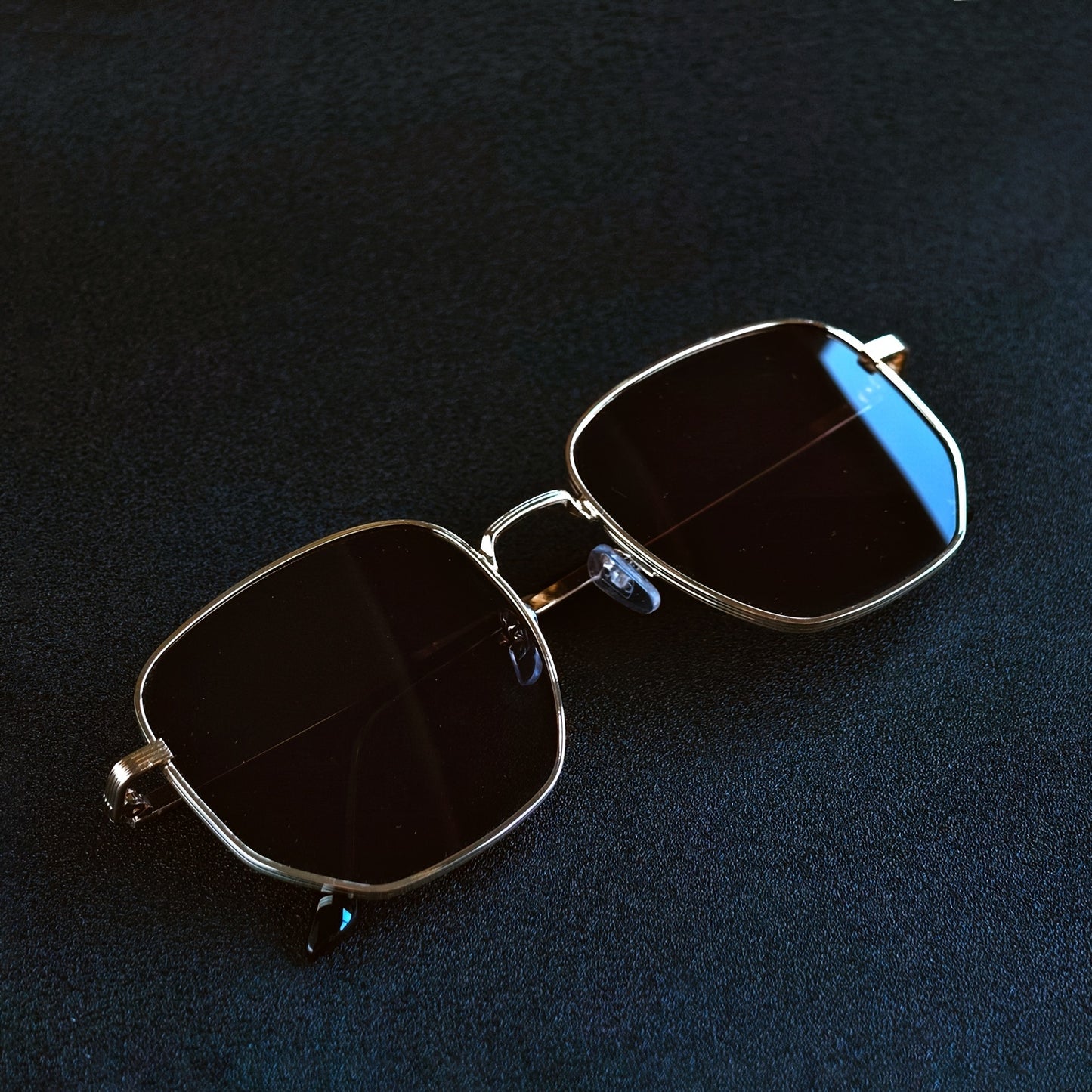 Classic Style Retro Design Fashion Glasses Geometric Metal Frame Suitable for Men and Women Decorative Glasses for men and women, casual business, party street photography, fashionable clothing accessories, ideal choice for g