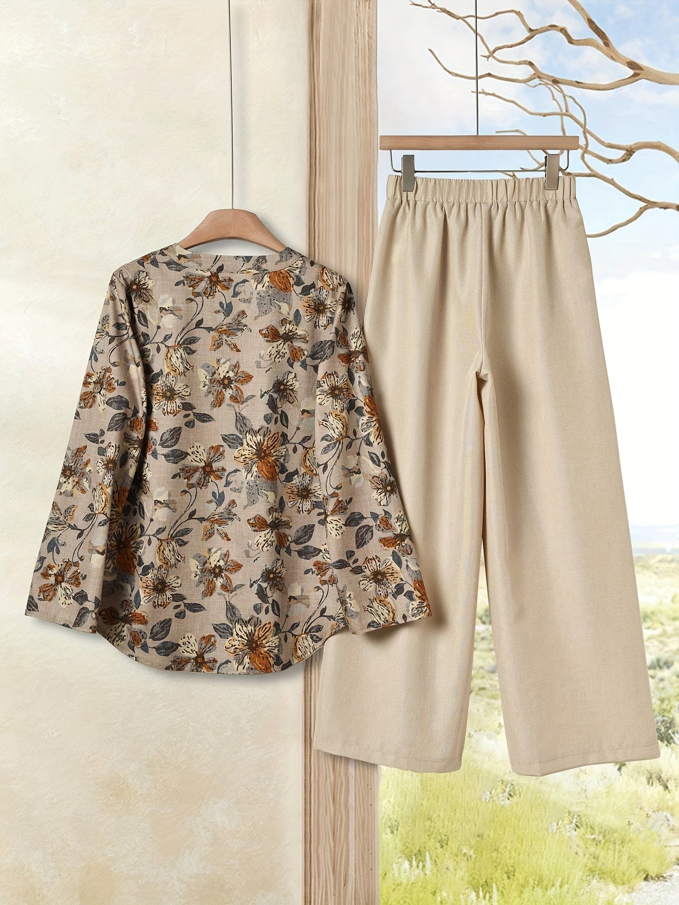 Women'S Elegant Floral Print Blouse & Beige Wide-Leg Pants - Perfect for Spring/Summer, Casual to Semi-Formal Attire, Casual Attire|Floral Print Top|Elegant Blouse
