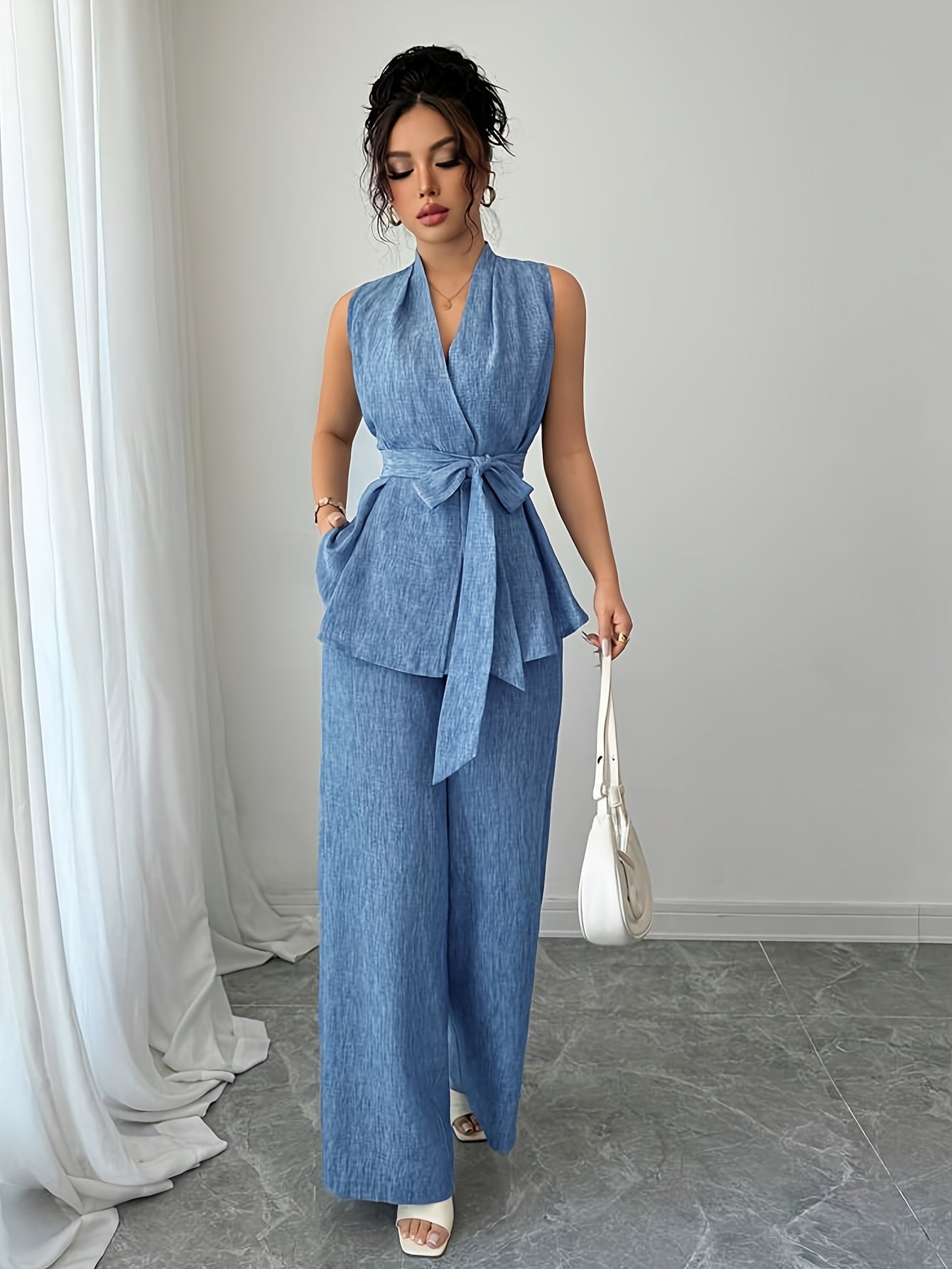 Women'S Elegant Two-Piece Summer Set - Sleeveless V-Neck Crop Top with Tie Detail & High-Waisted Wide-Leg Pants, Solid Color, Perfect for Spring/Summer, Casual Attire|Elegant Two-Piece Set|Polyester Fabric