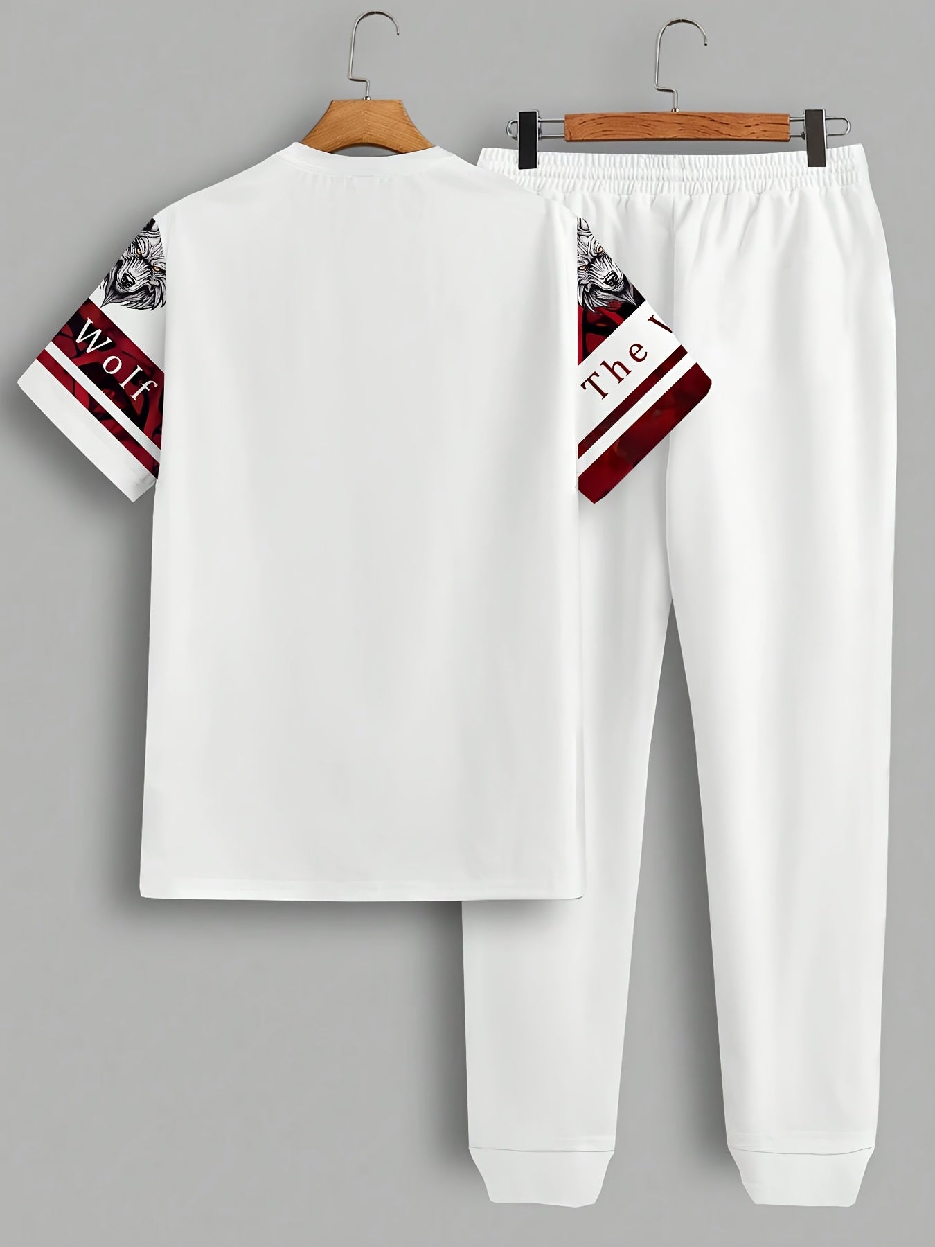 Men's polyester sportswear | Elegant and casual round neck with a Wolf head | Slightly elastic knitted strap with 3D printing | 2pcs set with normal style | Patterned short-sleeved T-shirt and trousers