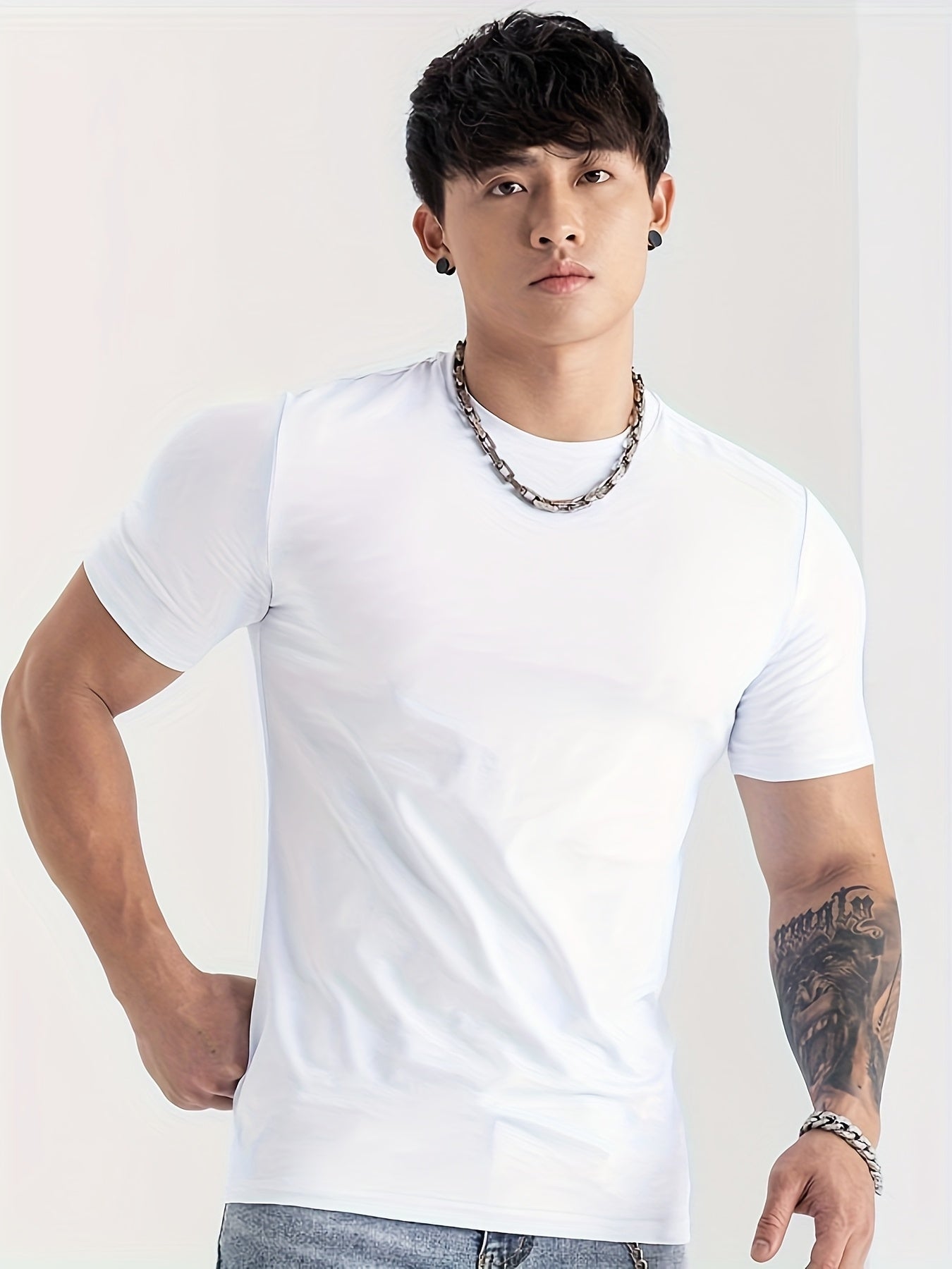 Men's Summer Athletic T-Shirt - Moisture-Wicking Stretch Fabric Slim Fit Round Neck Short Sleeve Tee for Gym, Running, Training - Solid Color Black, Gym Apparel | Machine Washable Top, Gym Shirts