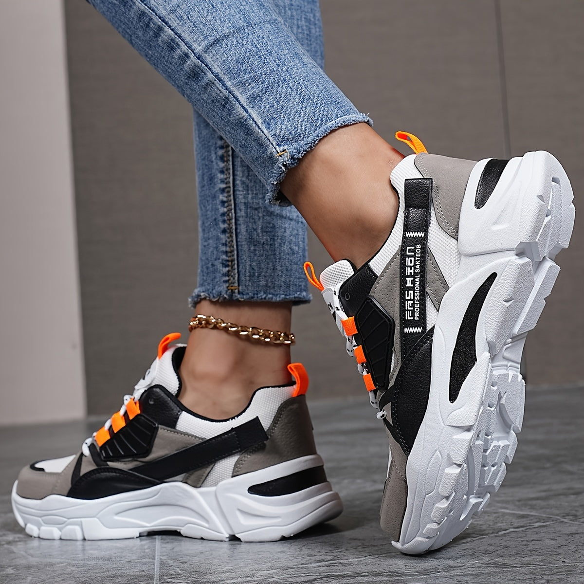 Women's Fashion Sneakers Geometric Pattern Low-Top with EVA Sole, Lace-Up Casual Sports Shoes, Hand-Washable Fabric Inner, All-Season Comfort Footwear with Plain Toe Design