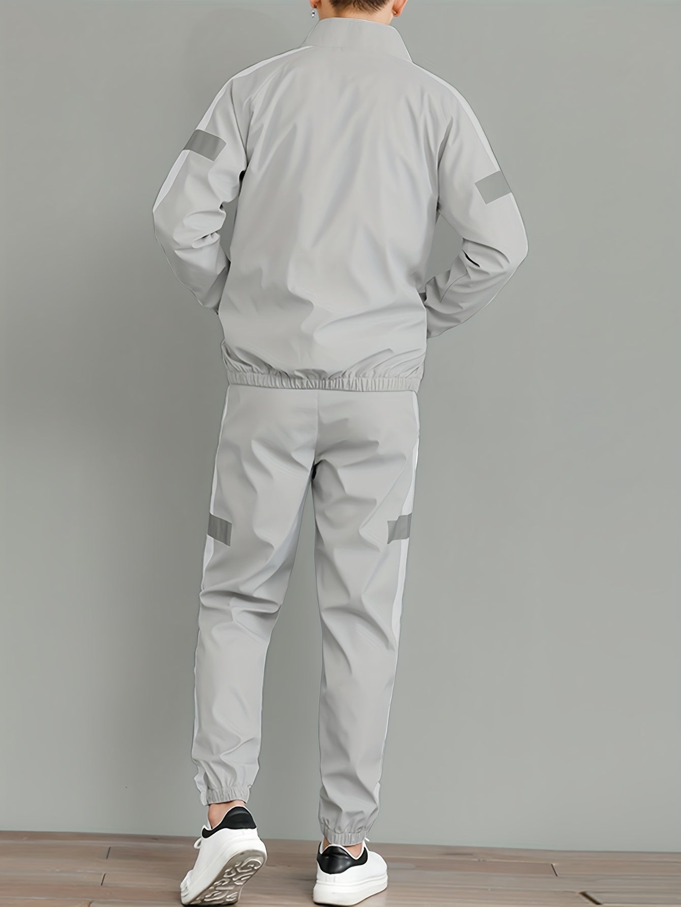2pcs Men's Spring/Autumn Casual Long Sleeve Sportswear Set with Stand Collar