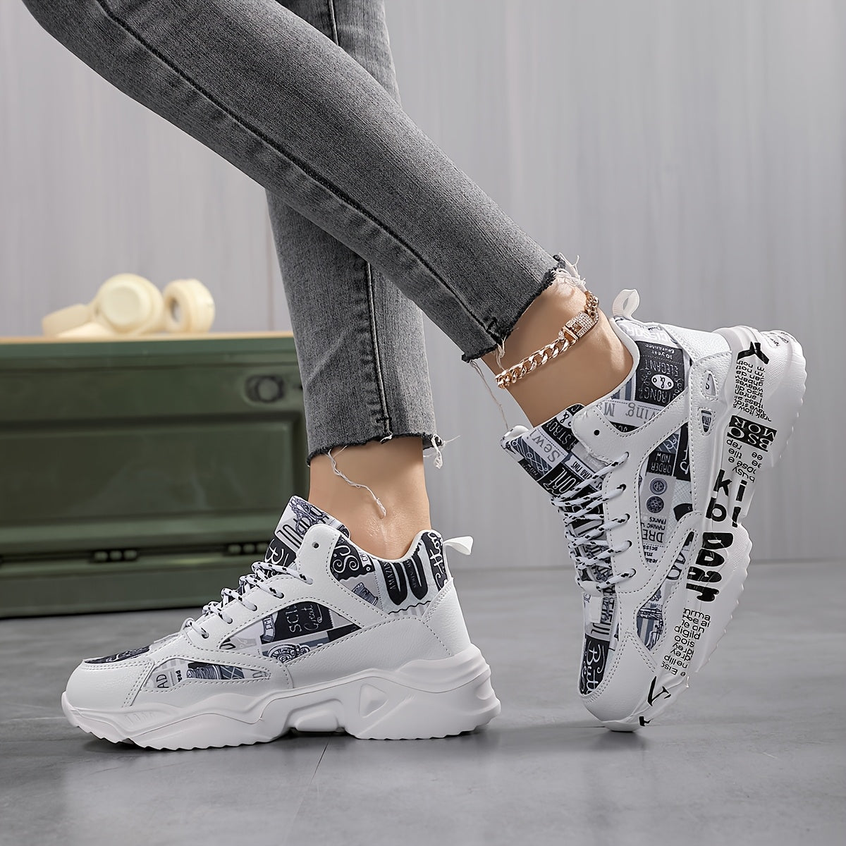 Women's Lightweight Running Shoes - Cushioned Stability Gym Sneakers with Arch Support, Breathable Fabric/PU Upper - All-Season Walking Shoes for Training, Everyday & Formal Events - White & Black Athletic Footwear, Comfortab