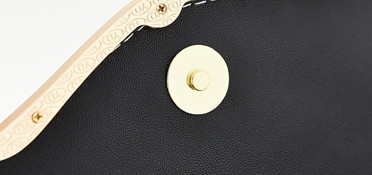 A Festive Mini Shoulder Bag with Shiny Details - Made of PU Material, Lightweight, Featuring an Adjustable Strap And Magnetic Closure, Perfect for Gifting to Family And Friends During The Holidays.