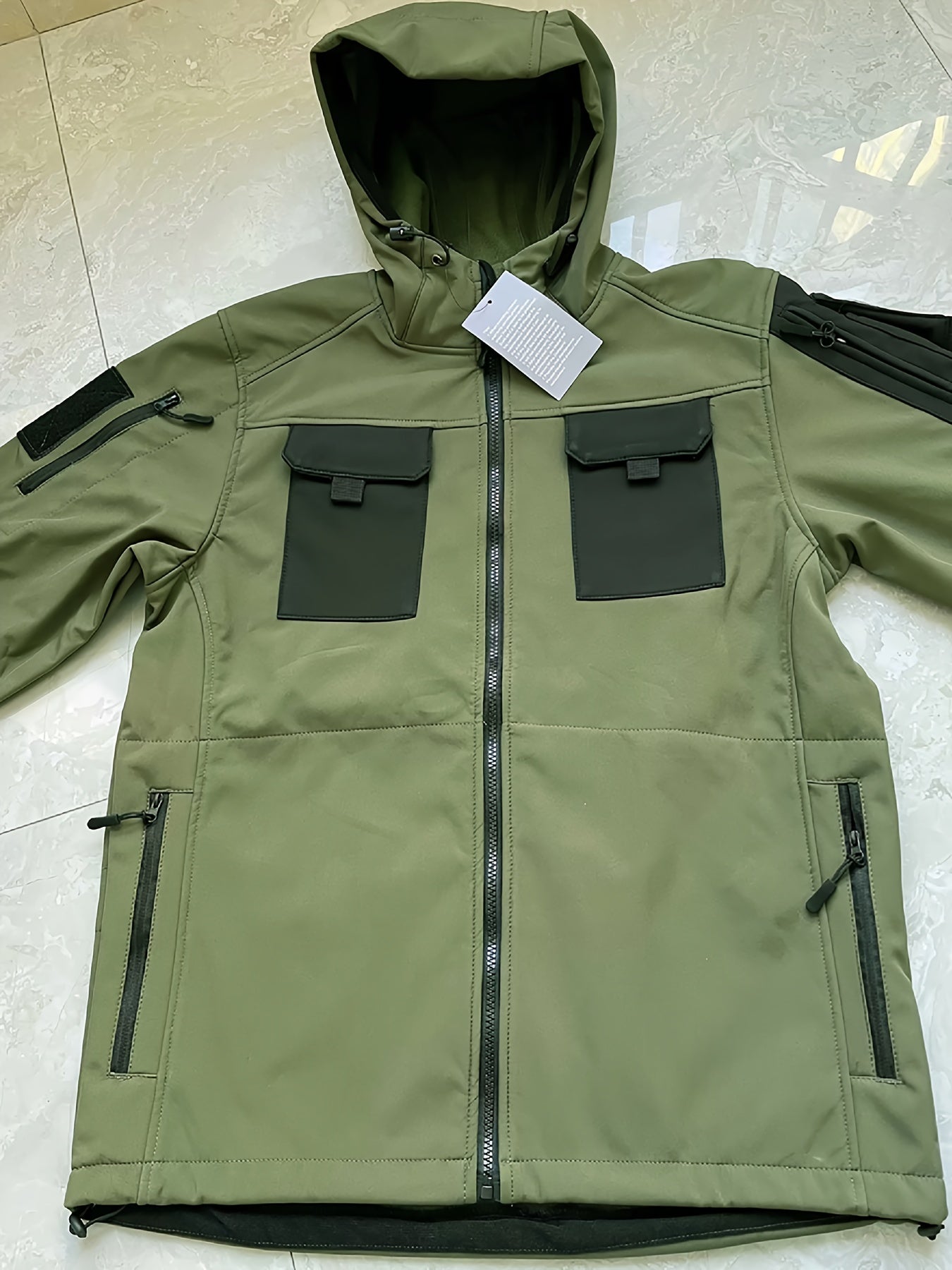 Men's Outdoor Sports Windproof and Plus Velvet Soft Shell Suit