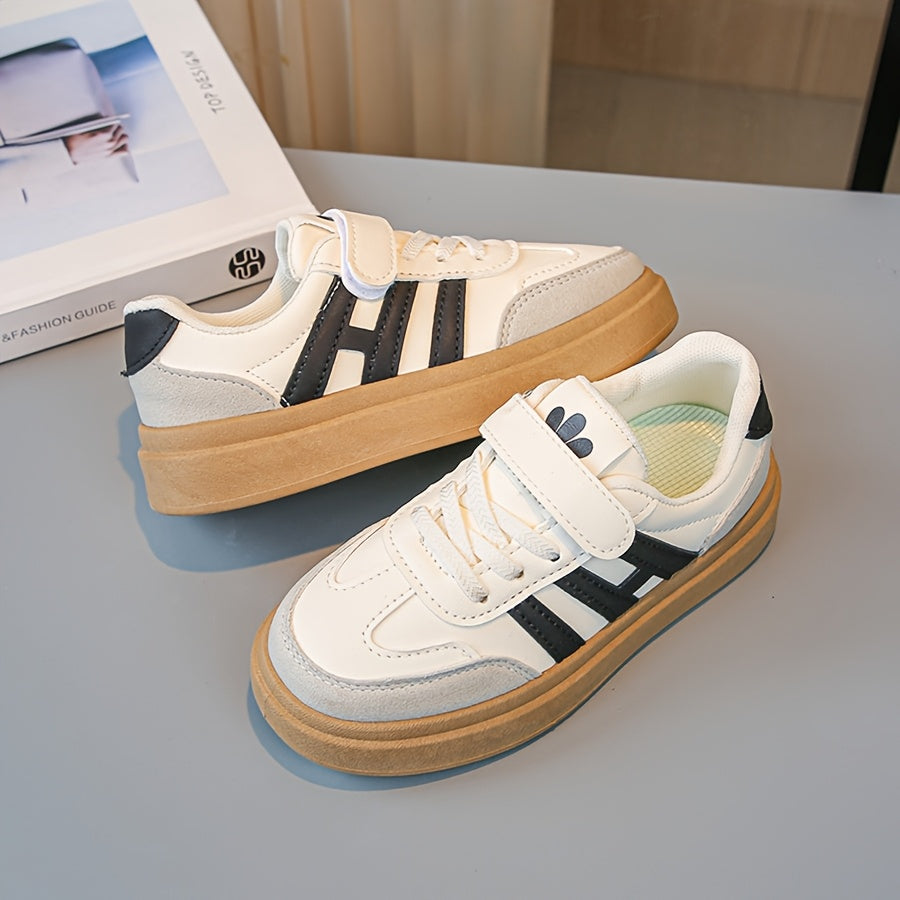 1 pair of Youngsters's spring and autumn new sports shoes, soft soled board shoes for boys and girls, versatile white shoes for girls