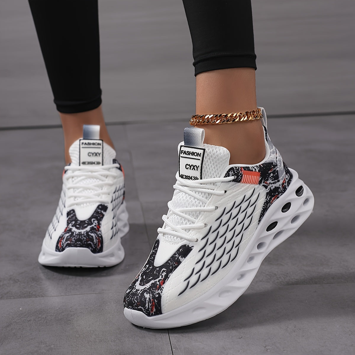 New Fish Scale Large Size Women's Couple Lace-Up Breathable Knitted Running Shoes, Fashion Casual Trendy Sports Sneakers with Perforated Soles and Comfortable High-Top Coconut Design
