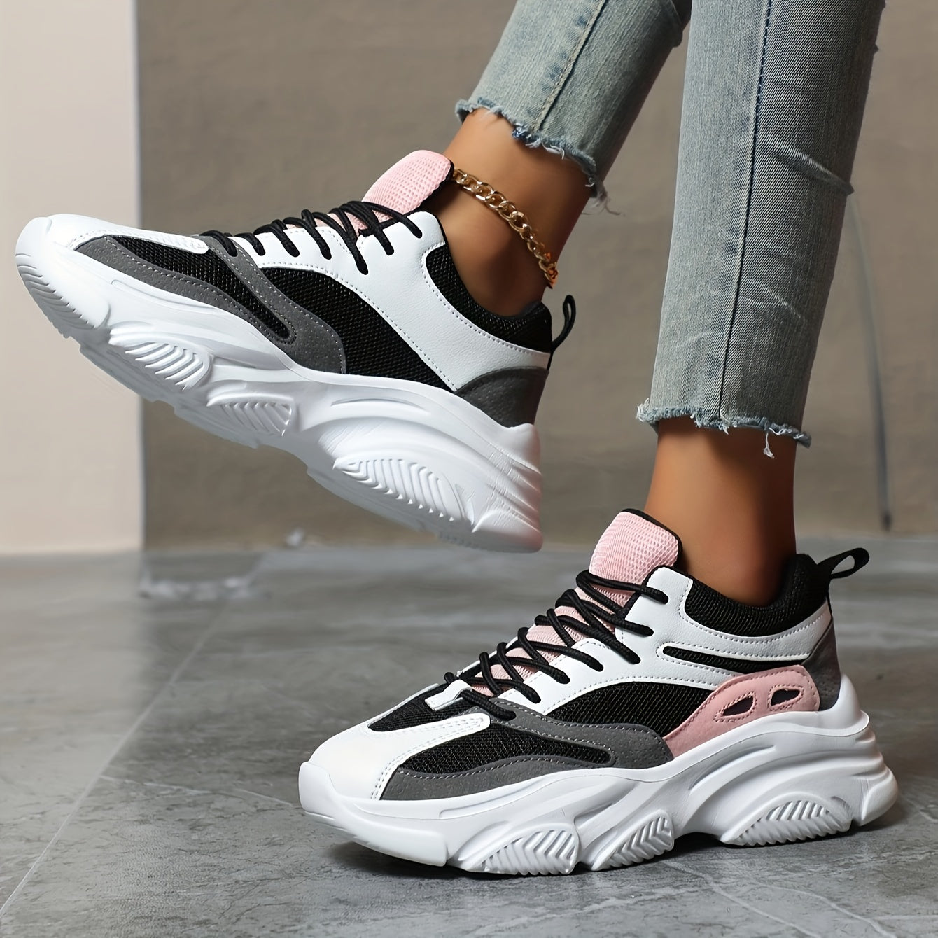 Thick Sole Shock Absorption Chunky Sneakers, Mesh Breathable Lightweight Lace Up Running Shoes, Low Cut Wear Resistance Sport Shoes