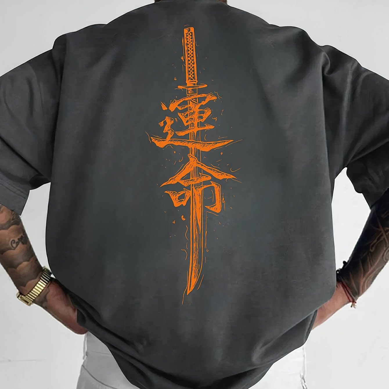 Men'S Japanese Samurai Sword Graphic T-Shirt - Casual Loose Fit Crew Neck, Short Sleeve Tee with Red Stylized Japanese Katanas Design, Breathable Polyester for Spring & Summer Outdoor Wear