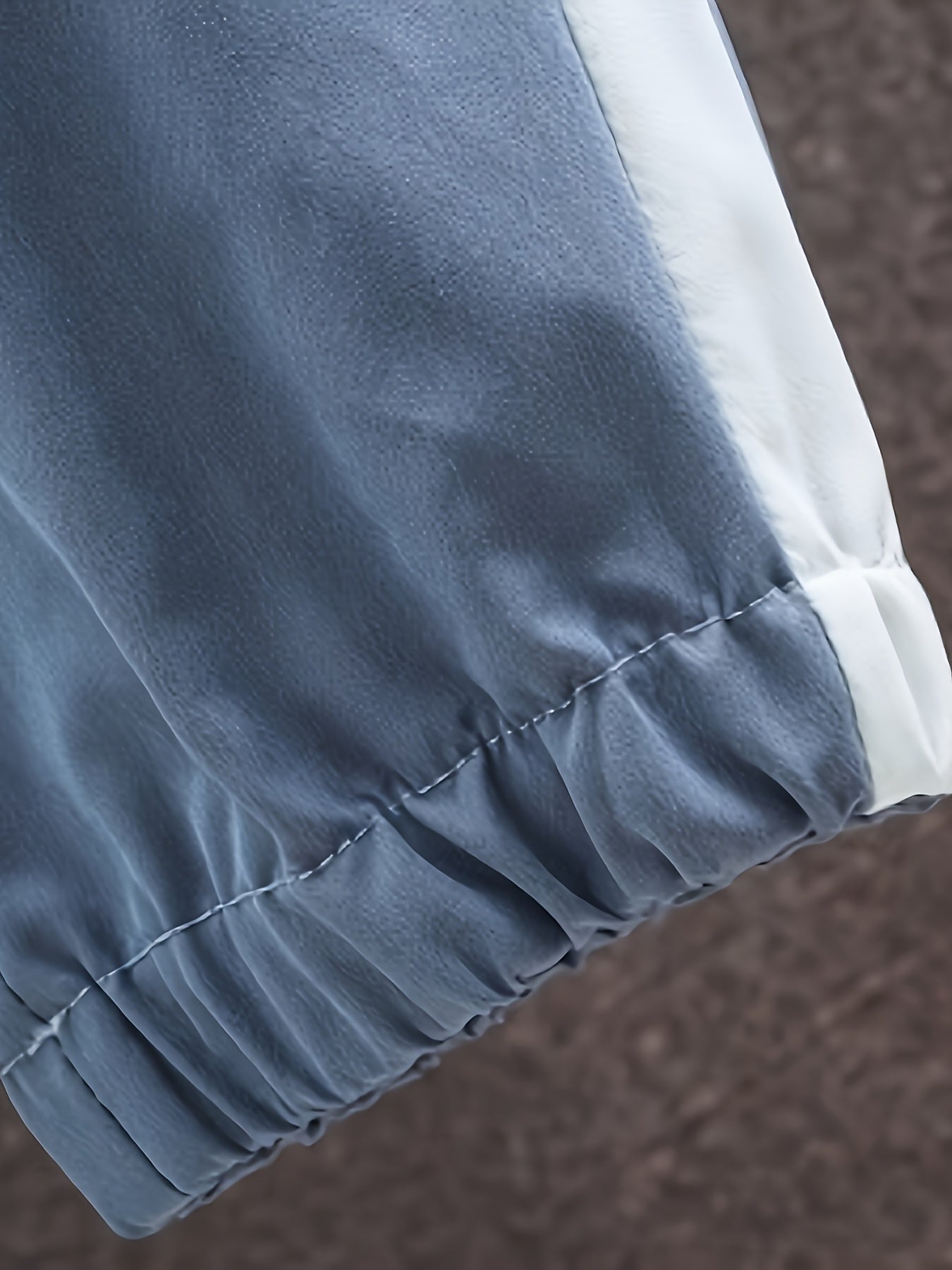 Men'S Summer Lightweight Sports Suit, Versatile and Comfortable, Moisture-Wicking Breathable, Suitable for Fitness Training Wear