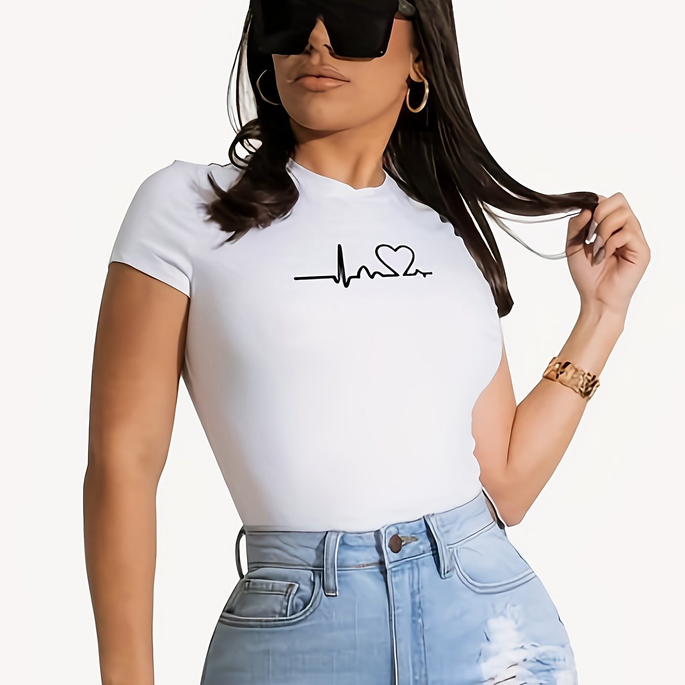 Women'S Stylish Heart Print T-Shirt - Short Sleeve, Round Neck, Polyester Blend, Casual Summer Top with Frayed Denim Shorts, Casual Attire|Playful Print Top|Stretchy Fabric