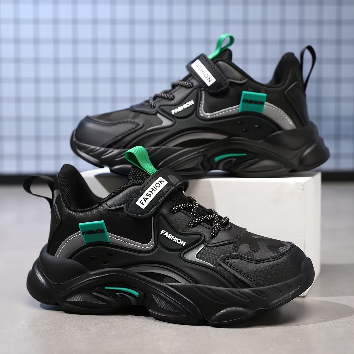 New High Quality sports shoes for boys running shoes