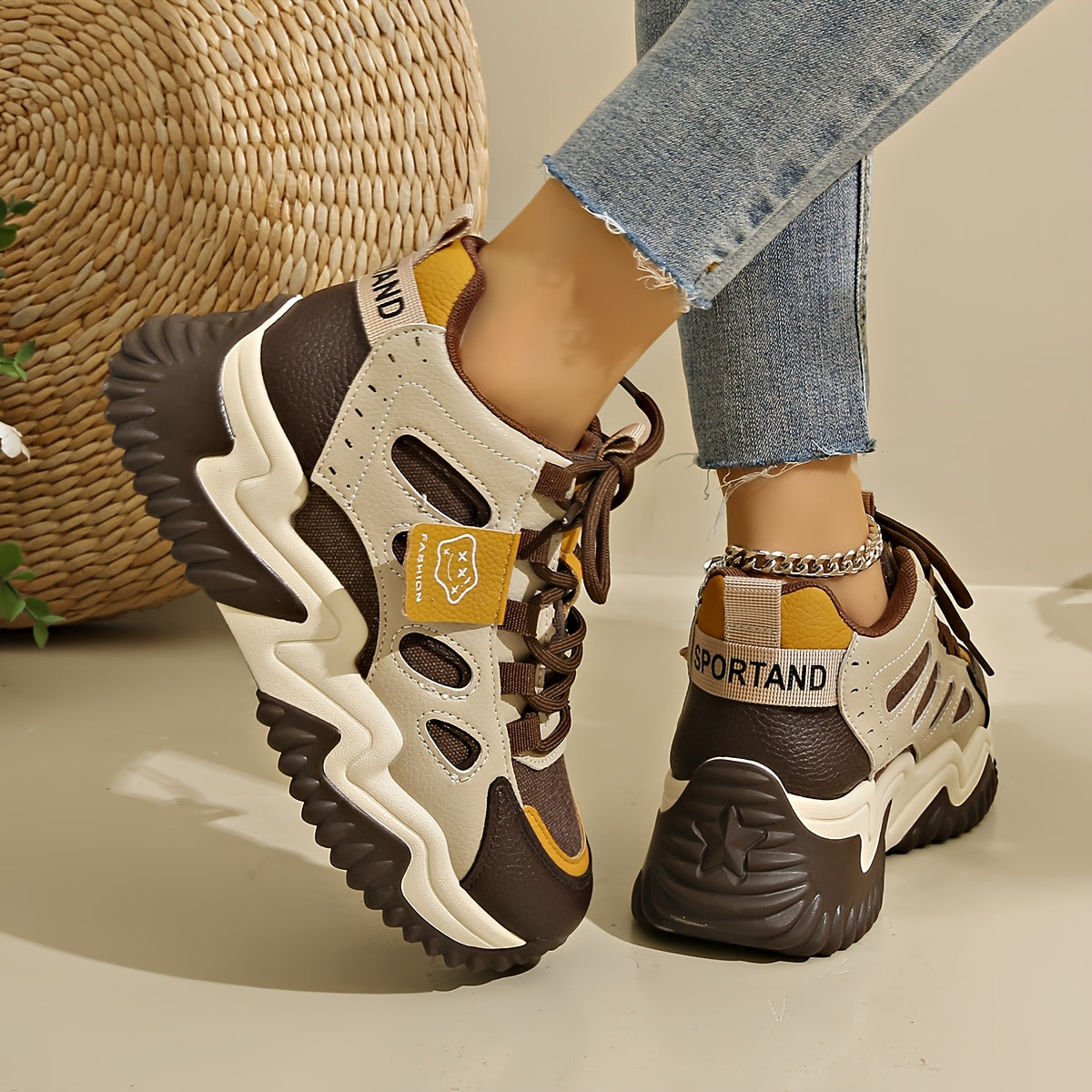1 Pair Women'S Mid-Top Casual Sneakers, Fashion Mesh Design, Lace-Up Closure, Fabric Upper & Lining, Faux Sole, Textile Insole - Spring Season Footwear