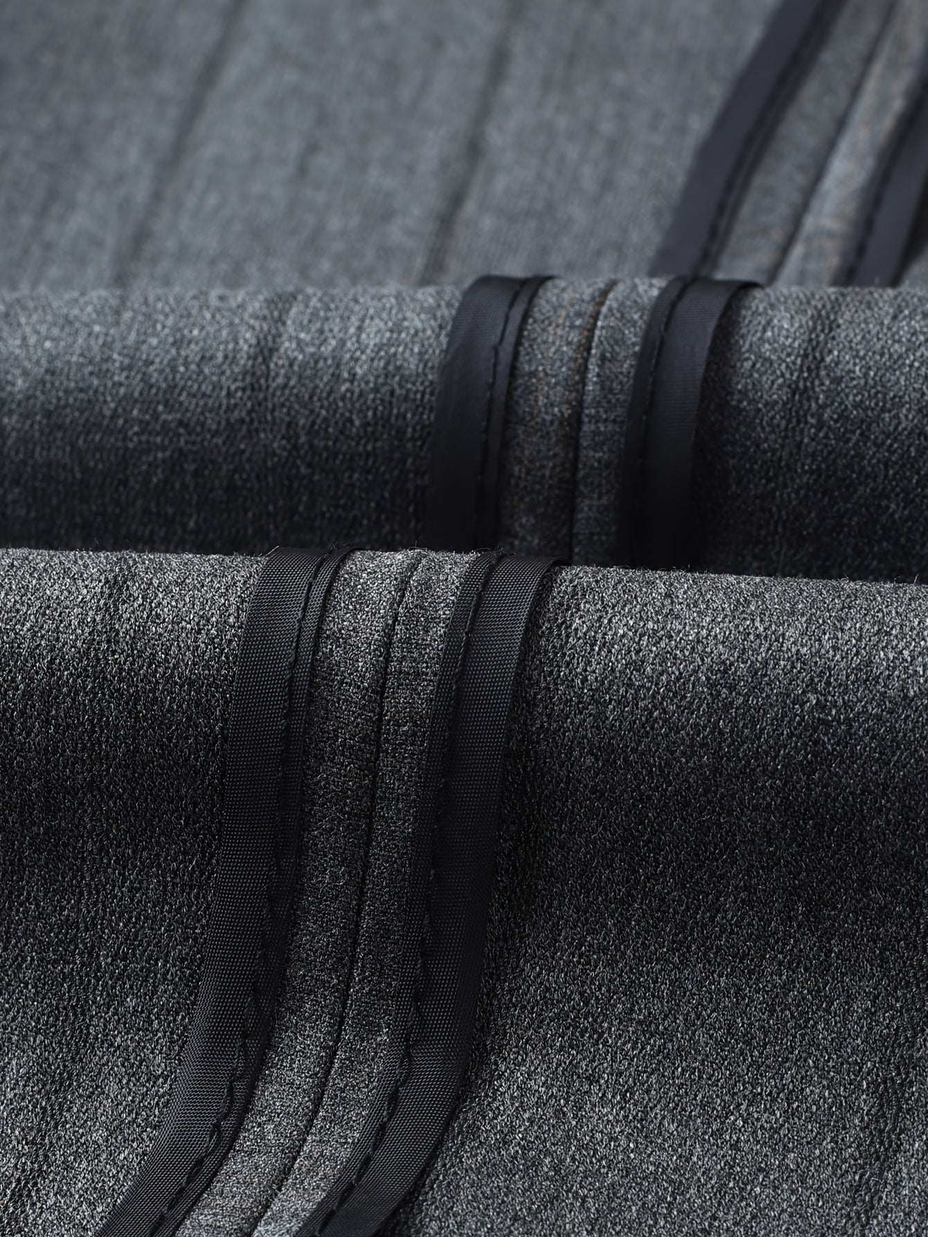 KAISER Men's Classic Plaid Suit Set - Comfortable & Versatile, Includes Jacket and Pants for Spring/Fall Business Wear