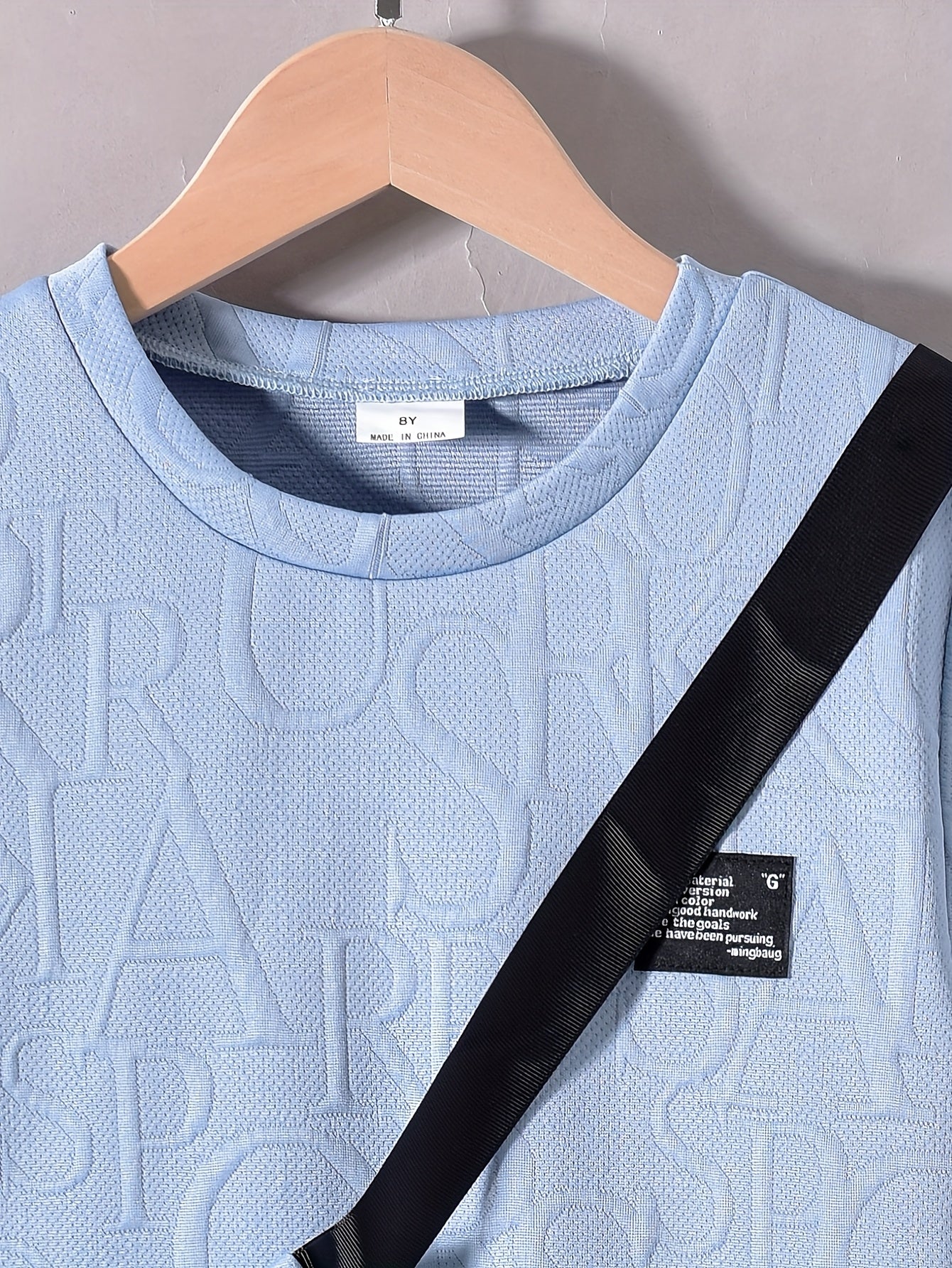 Boys' Stylish White Short Sleeve T-Shirt + Casual Shorts + Fashion Crossbody Bag Set, Perfect for Outdoor