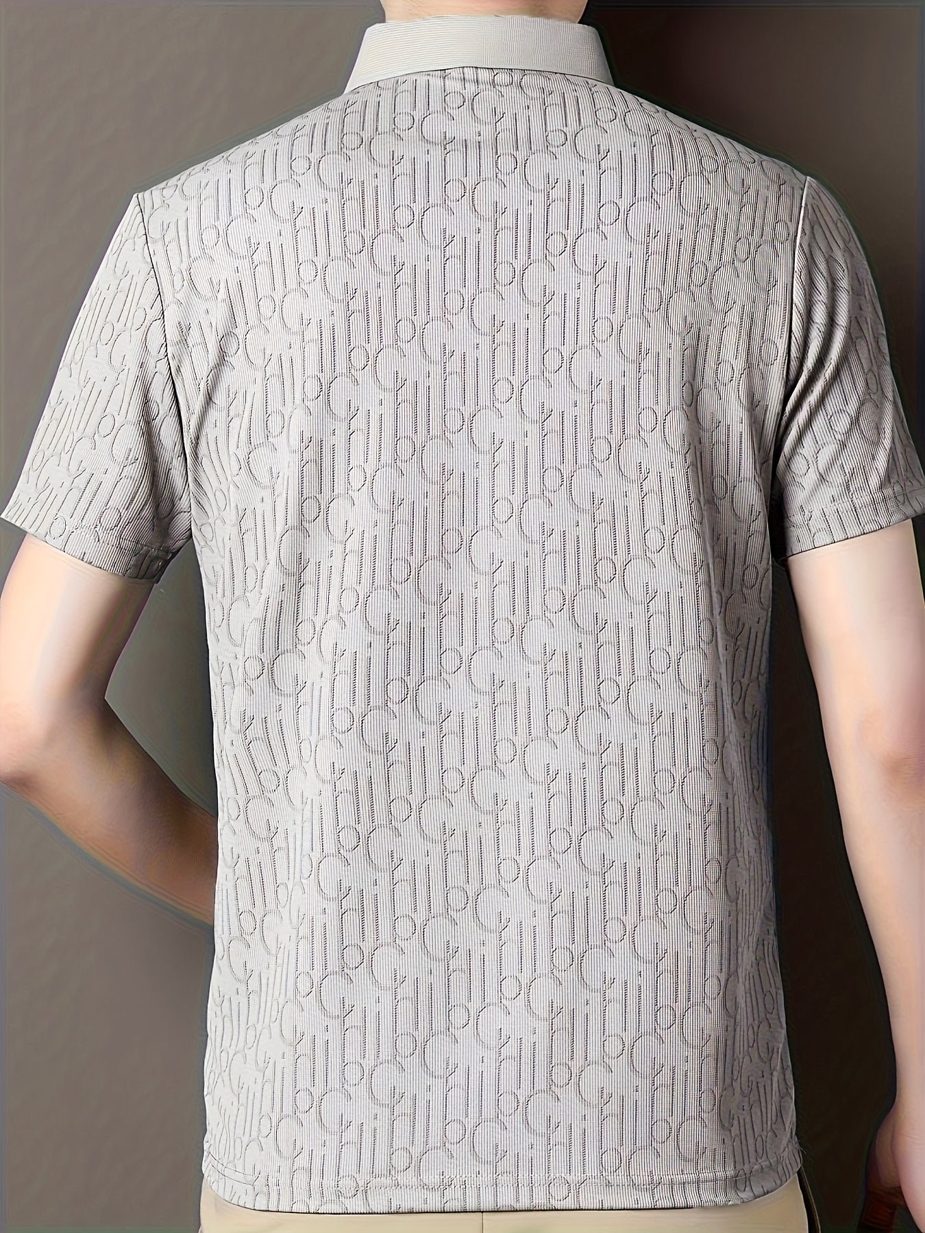Men'S Casual Summer Short Sleeve T-Shirt with "Gil" Letter Print, Light Gray, Button-Up Collar, Medium Stretch Fabric, Regular Fit, Perfect for Weekend Outings, Relaxed Outing Shirt | Letter Print Tee | Medium Stretch Fabric