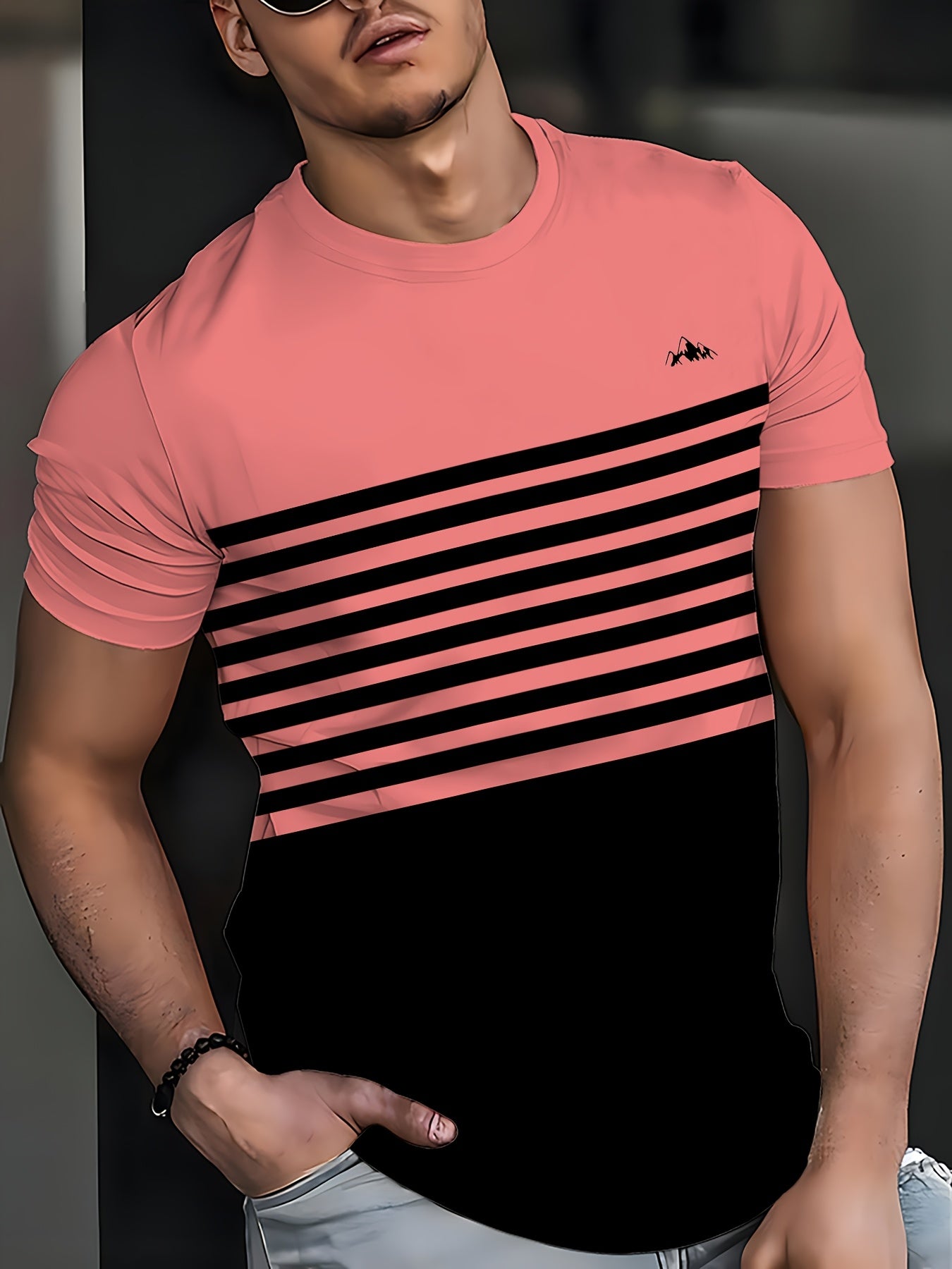Stylish Men'S Top, a Short-Sleeve T-Shirt with Vibrant 3D Print Striped Patchwork And a Round Neck, Perfect for Summer Street Fashion And Casual Sports.