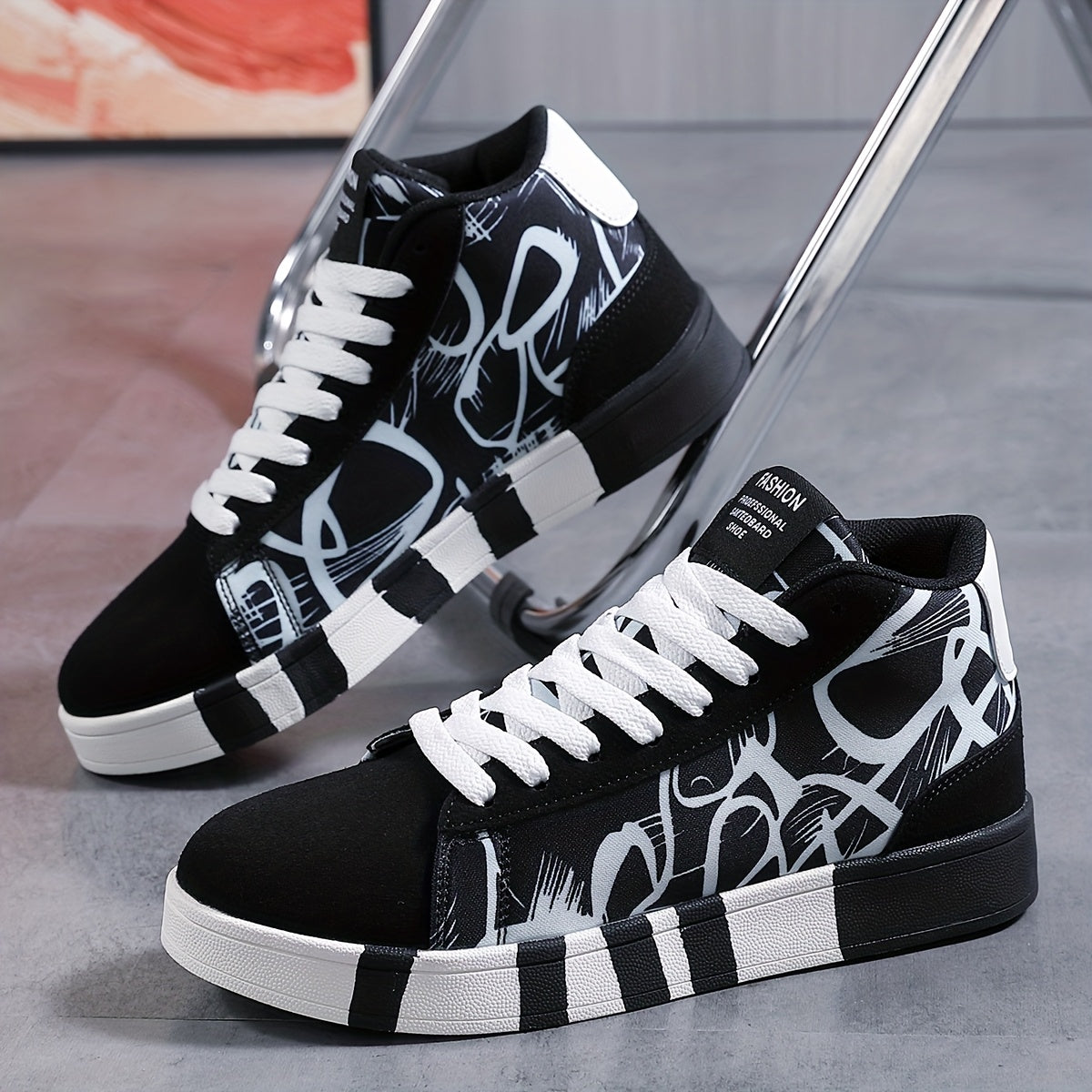 Women'S High-Top Casual Skate Shoes, Black and White Graffiti Design, Lightweight Fabric Lining, All-Season Rubber Sole Sneakers for Outdoor Sports and Hiking, Skate Shoes
