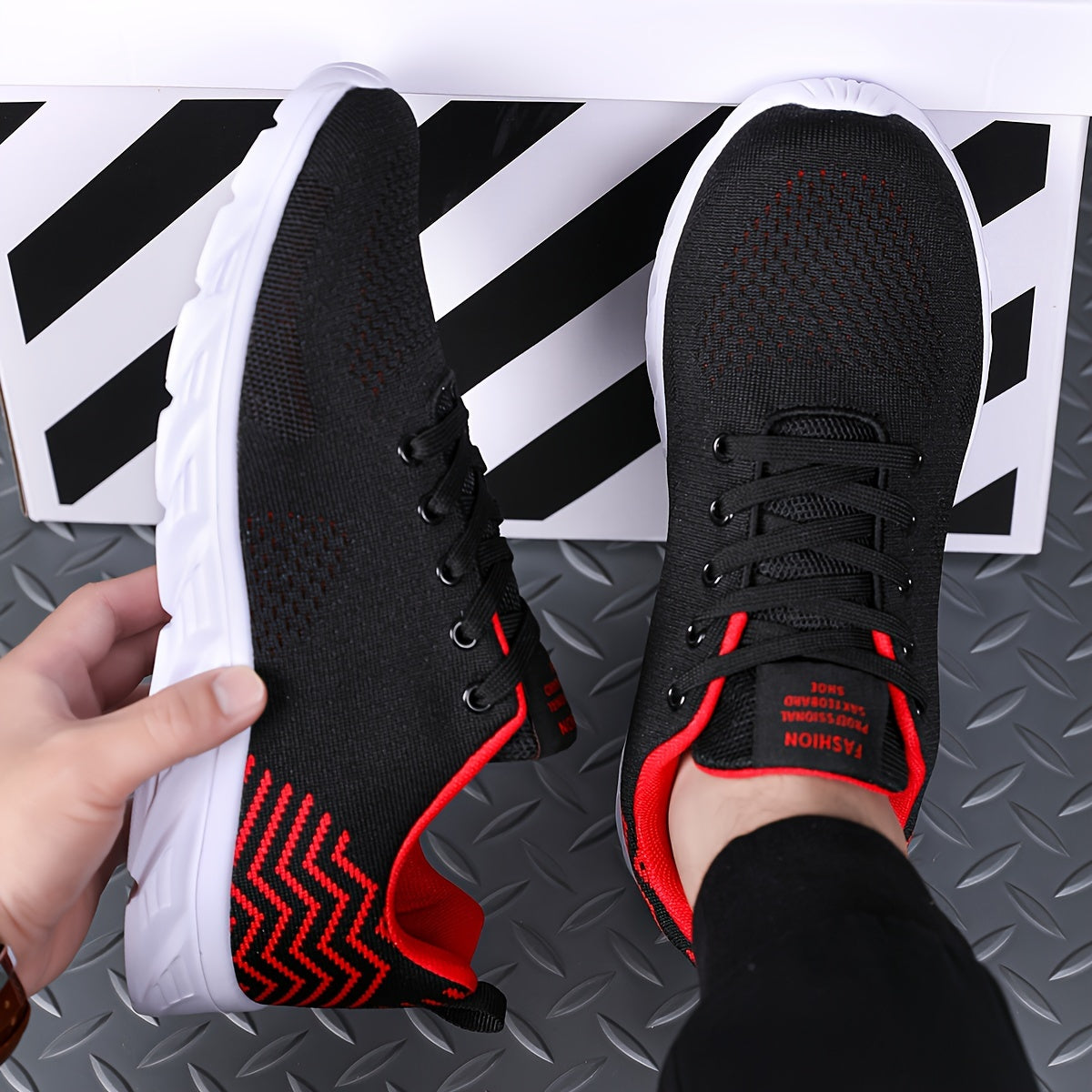 Men's Knitted Breathable Running Shoes, Lightweight Non-Slip Soft Sole, Comfortable for Outdoor Walking, Jogging, Fitness, Daily Activities, EVA Sole, Fabric Upper, Low-Top, Lace-Up Closure, Striped Pattern, All-Season Fashio