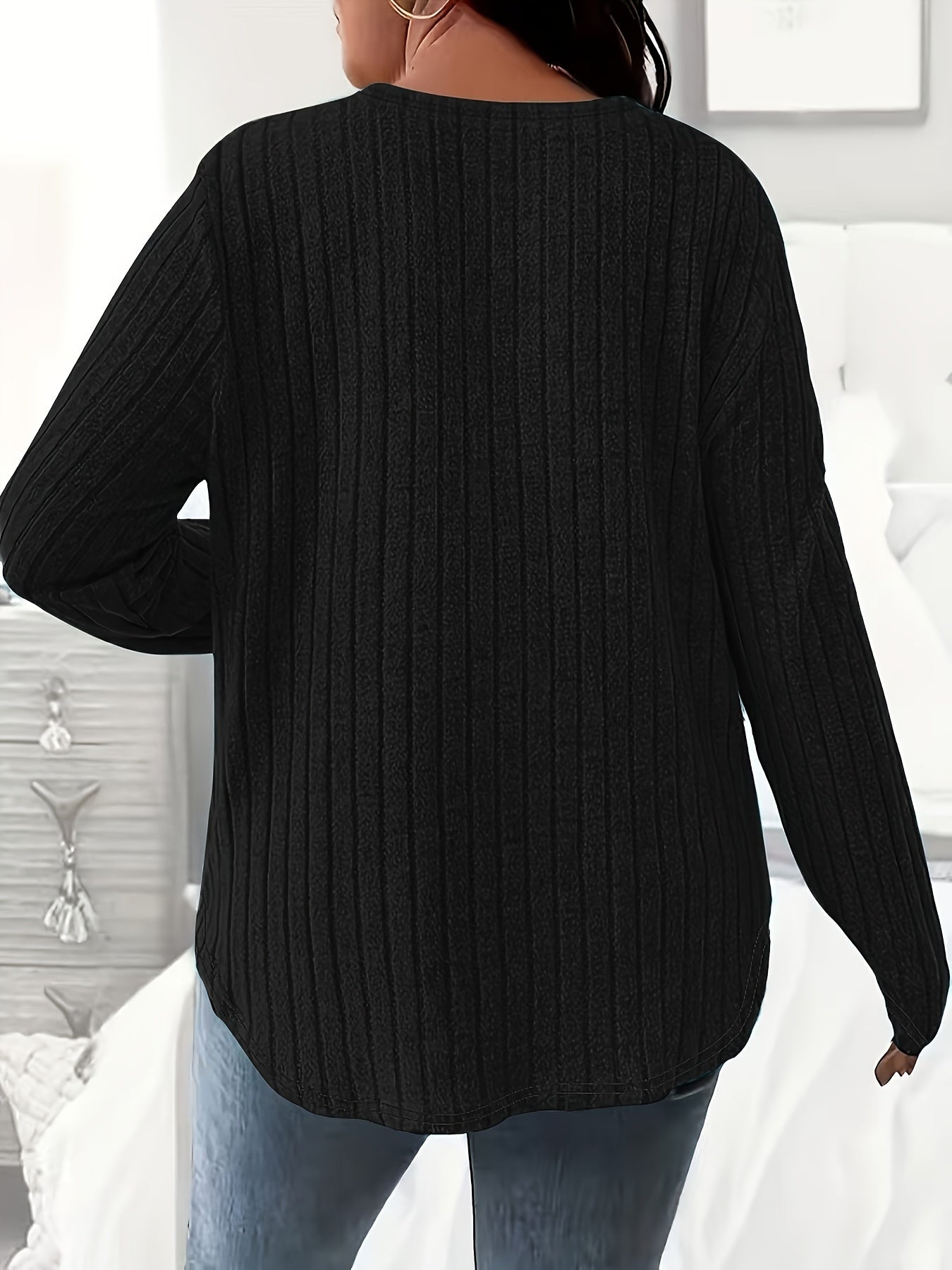 Women's Loose Fit V-Neck Polyester T-Shirt With Soft And Breathable Fabric, All-Season Casual Long Sleeve Tee, Machine Washable