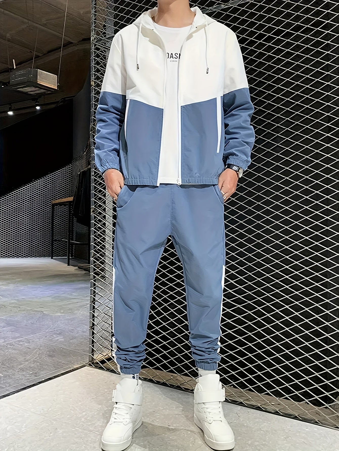 Men's Casual Athletic Hoodie and Pants Set - Color Block Design, Polyester, Machine Washable, Spring/Fall Sportswear, Blue & White Two-Piece Outfit, Everyday Activewear|Modern Athletic Look|Polyester Sportswear