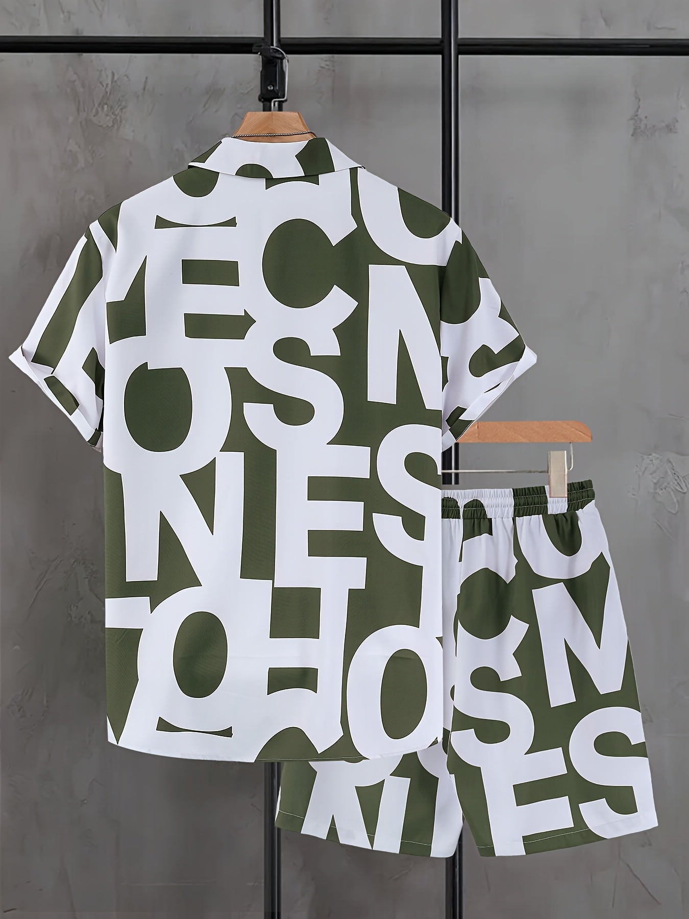 Men's Suit with Black and White Letter Print, Short Sleeve, Open Collar Shirt and Shorts, Casual Set