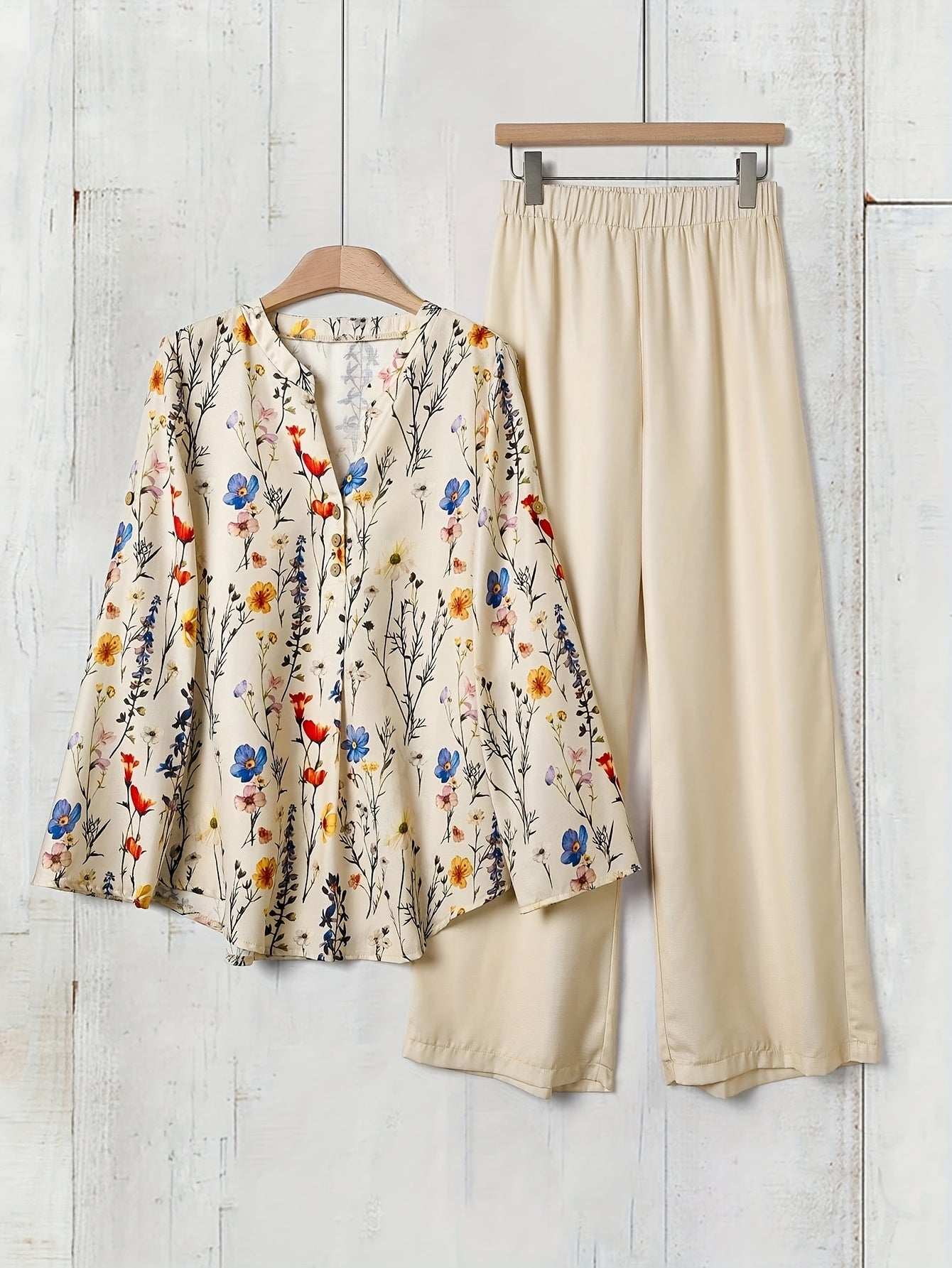 Women'S New Elegant Holiday Casual Floral Print Long Sleeve Shirt And Solid Color Elegant Casual Loose Pants Set.