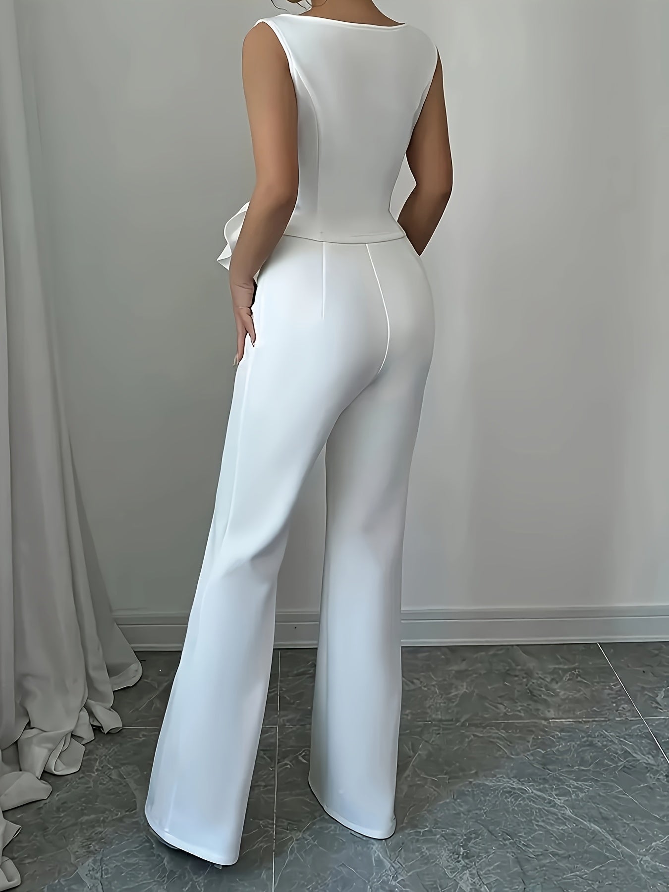 OM307B Elegant Women's Vest and Pants Set - Stylish Casual Elegance
