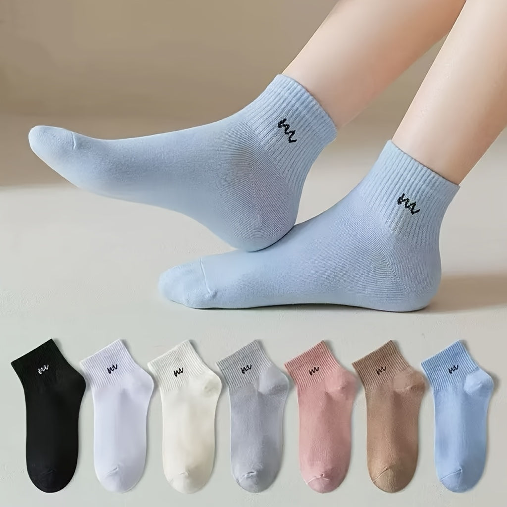 7 Pairs of Spring And Summer Casual Sports Socks, Breathable And Sweat-Absorbing, Simple And Versatile Women'S Ankle Socks.
