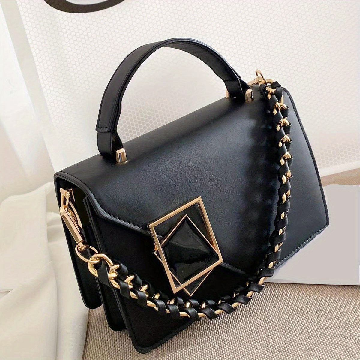 Various Options Available for The 2023 Trendy Crossbody Shoulder Bags, Tote Bags, And Small Square Bags.
